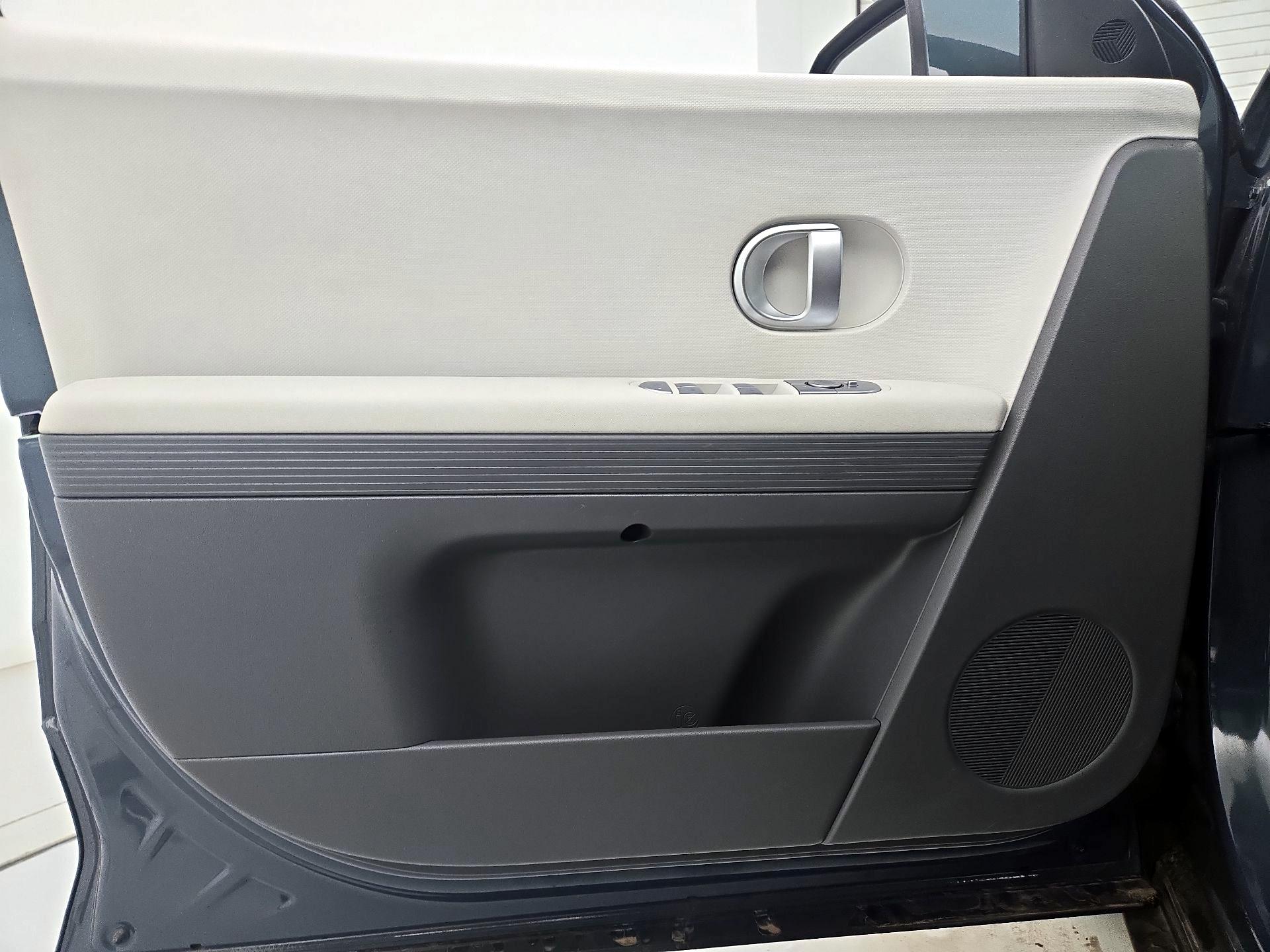 Thumbnail: 2024 Hyundai Ioniq 5 - 12