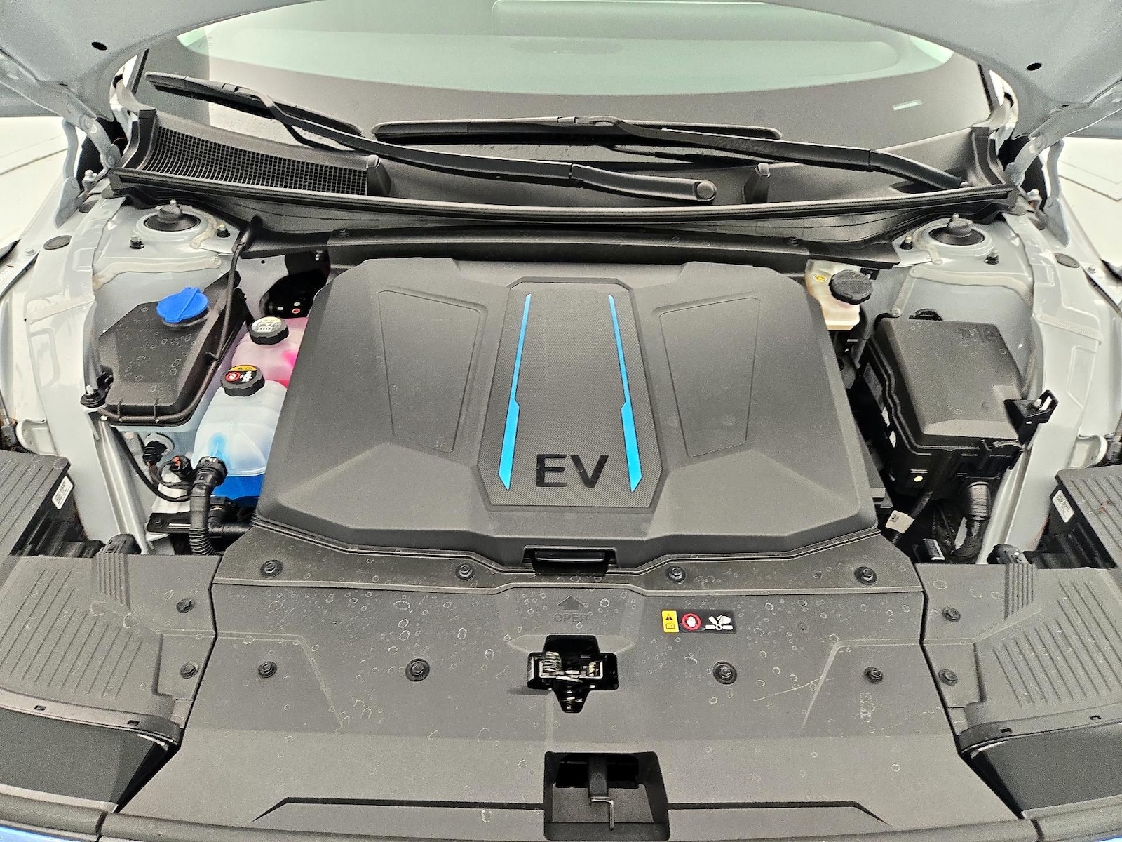 2024 Hyundai IONIQ 5 SEL - Photo 23