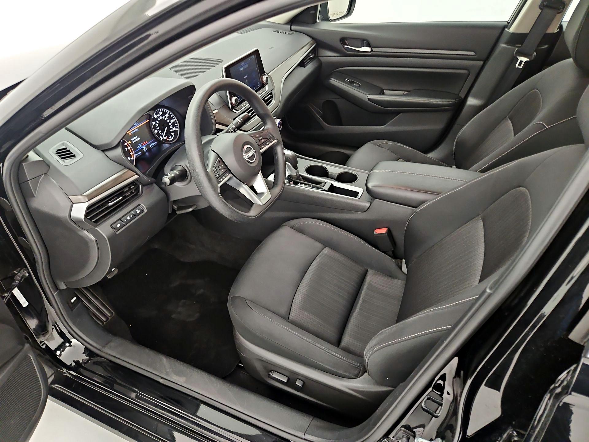 Thumbnail: 2025 Nissan Altima - 11