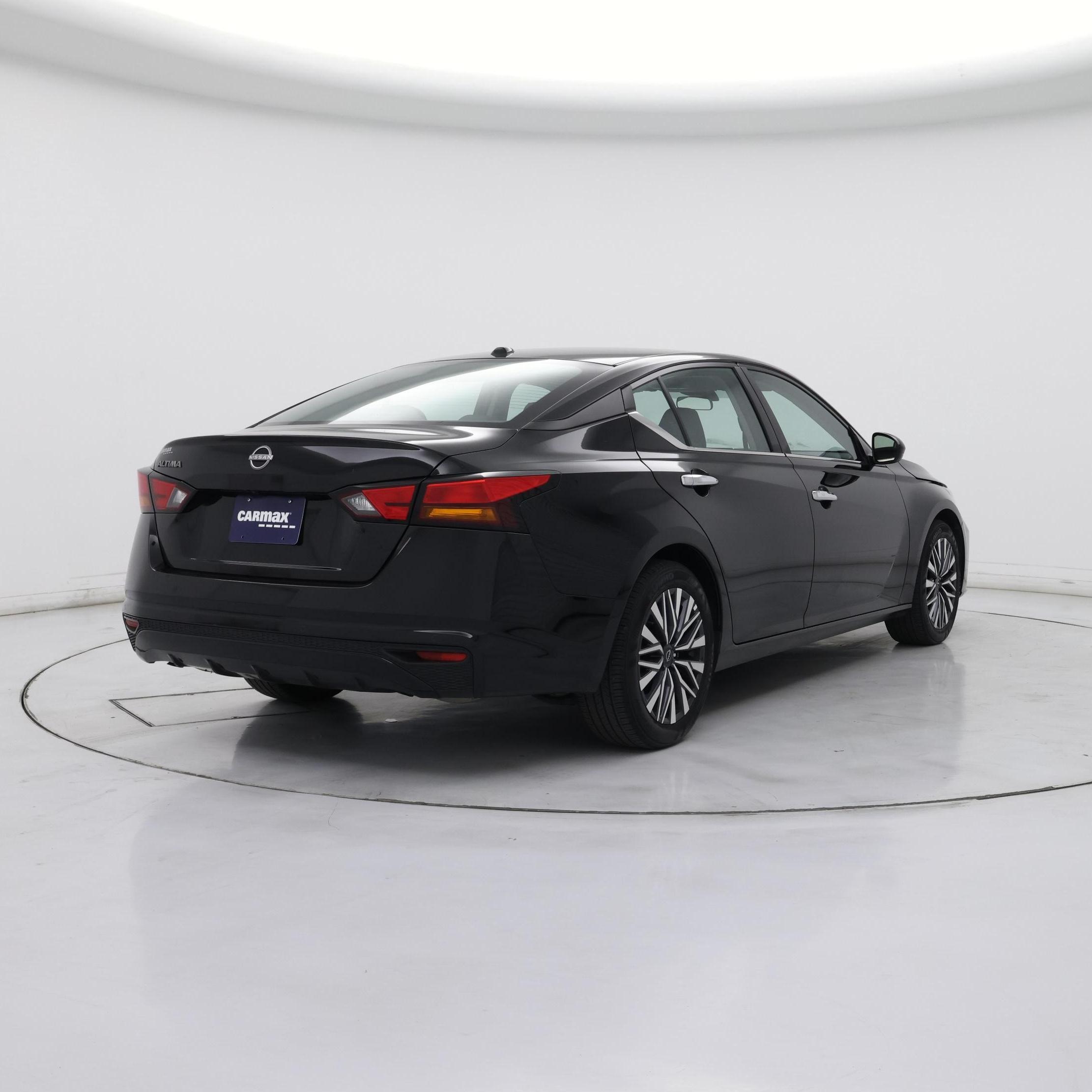 Thumbnail: 2025 Nissan Altima - 8
