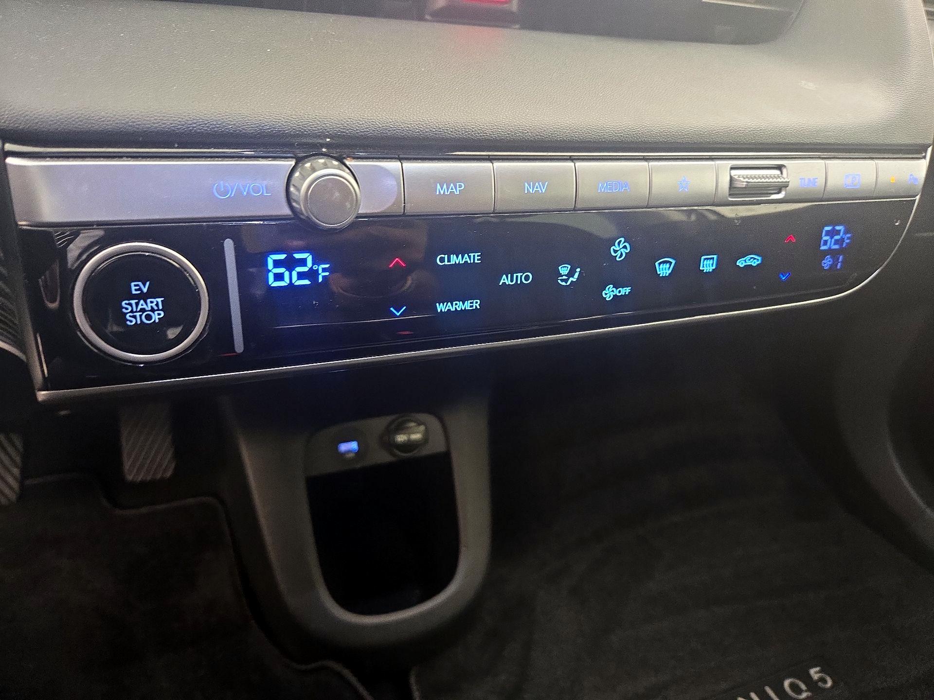 Thumbnail: 2024 Hyundai Ioniq 5 - 17