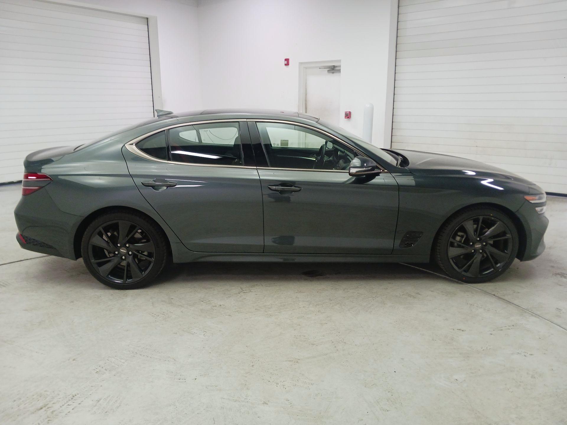 Thumbnail: 2023 Genesis G70 - 4