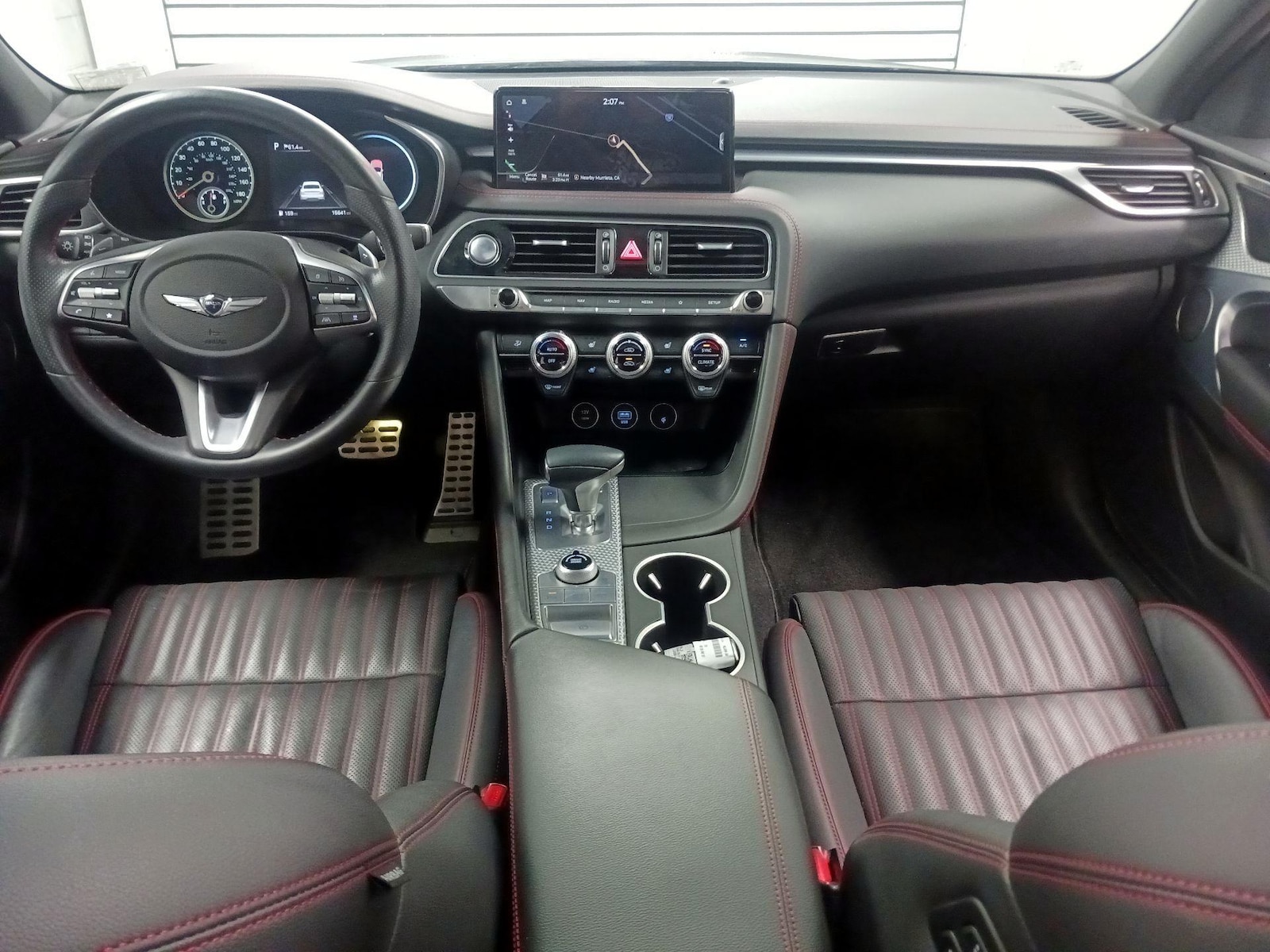 2023 GENESIS G70 Standard - Photo 8