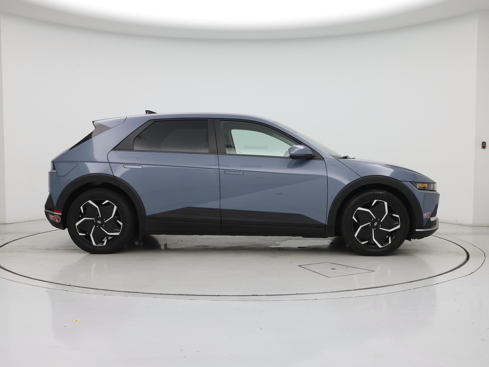 2024 Hyundai IONIQ 5 SEL - Photo 8