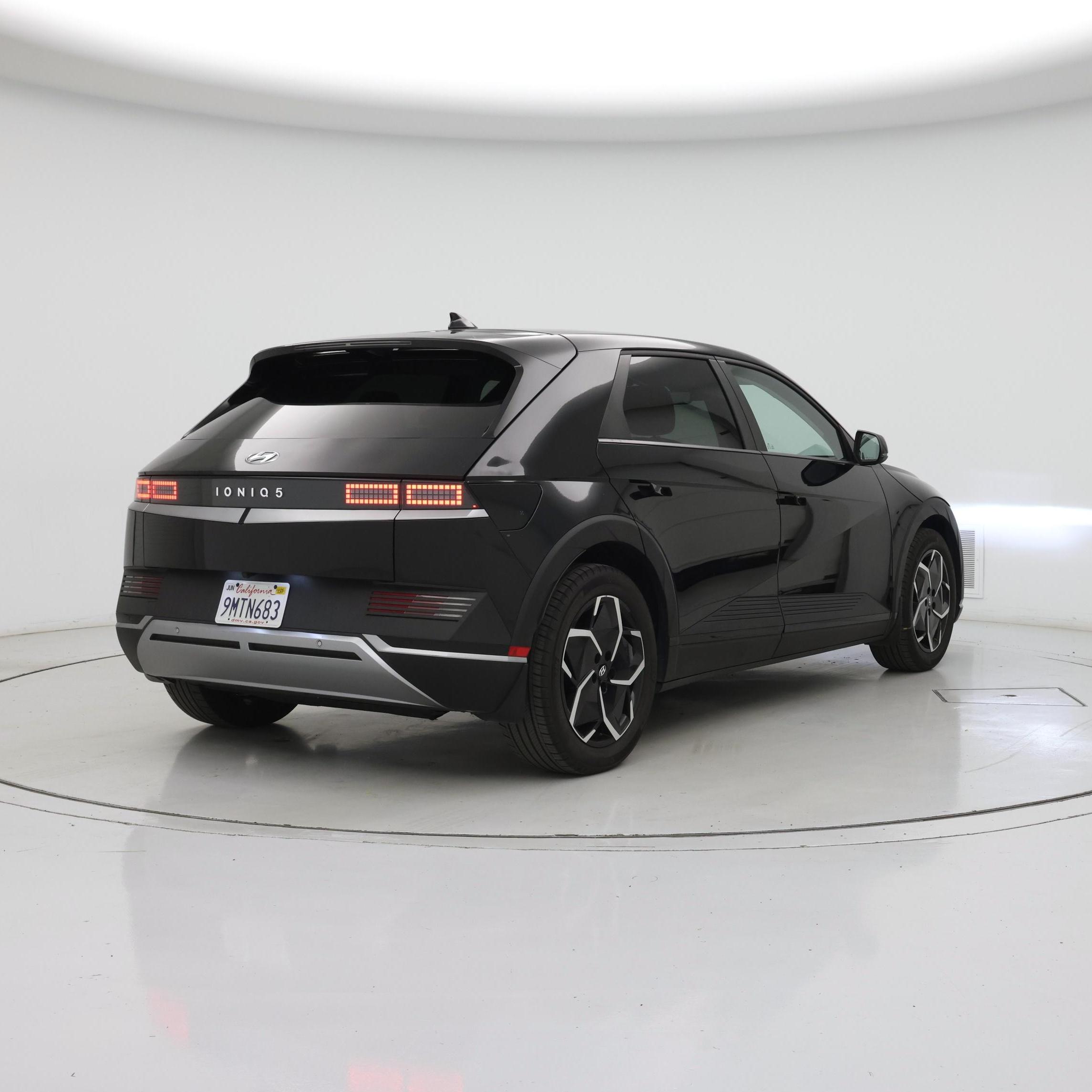 Thumbnail: 2024 Hyundai Ioniq 5 - 8