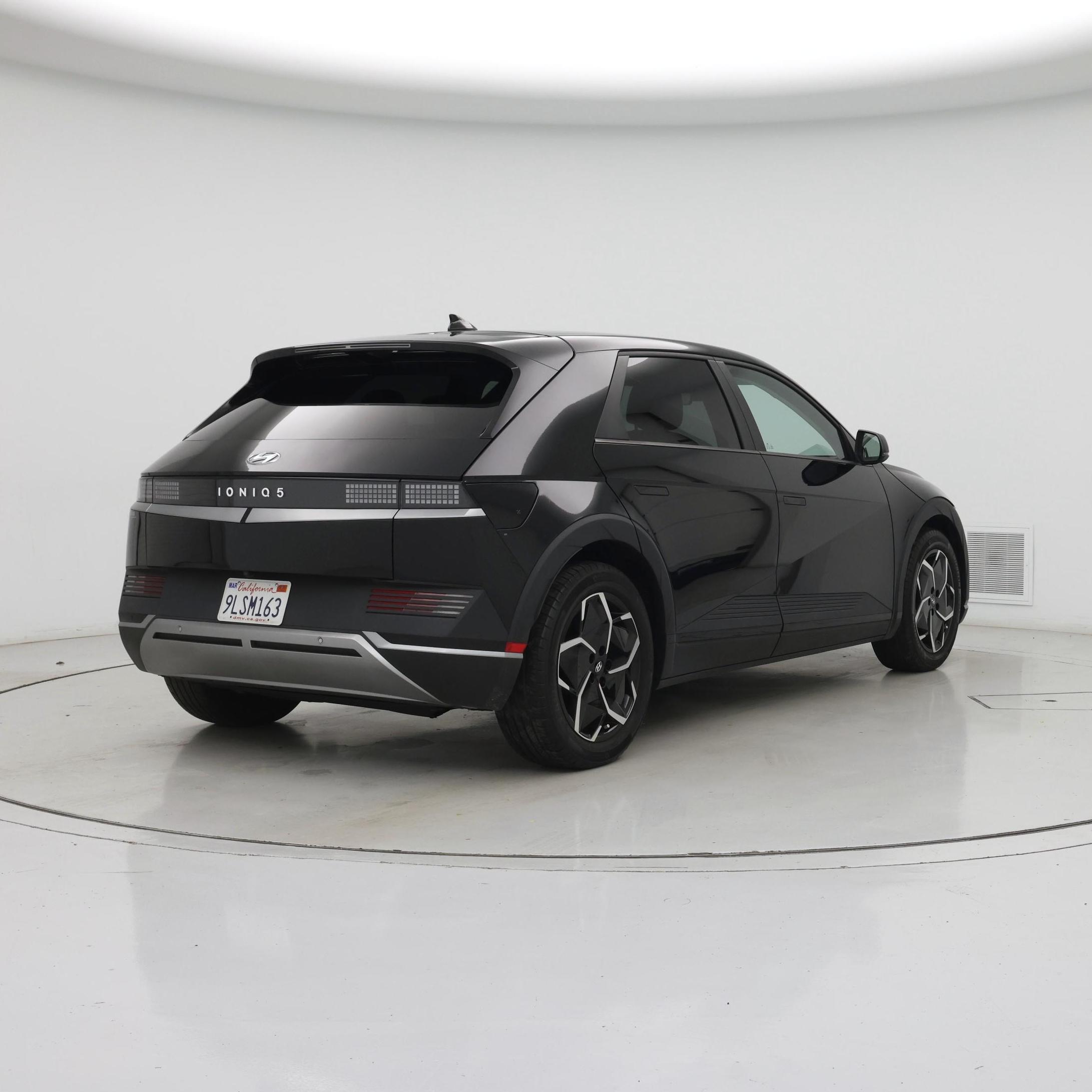 Thumbnail: 2024 Hyundai Ioniq 5 - 8
