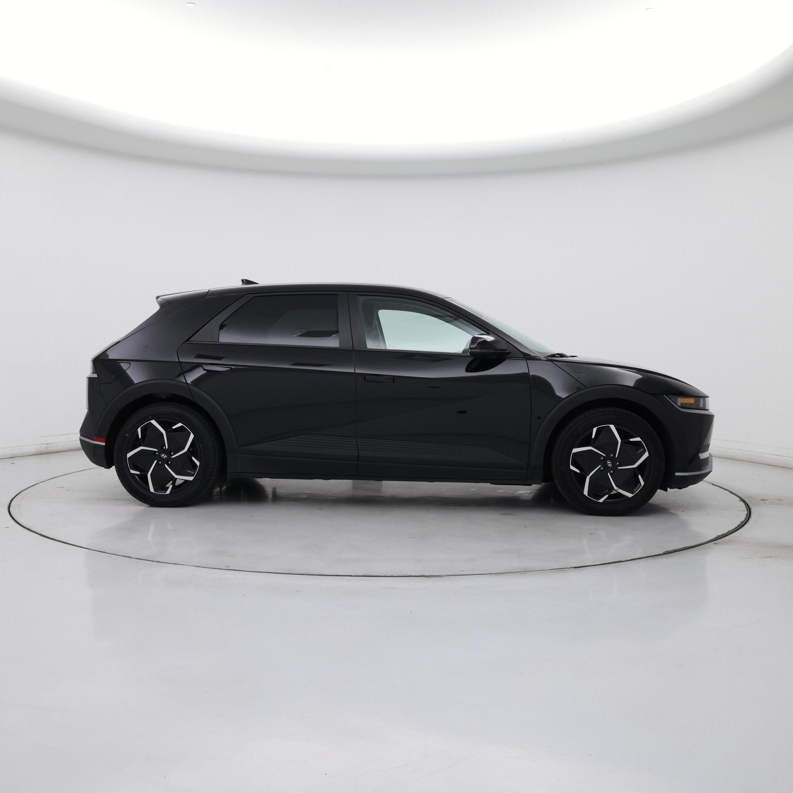 Thumbnail: 2024 Hyundai Ioniq 5 - 7