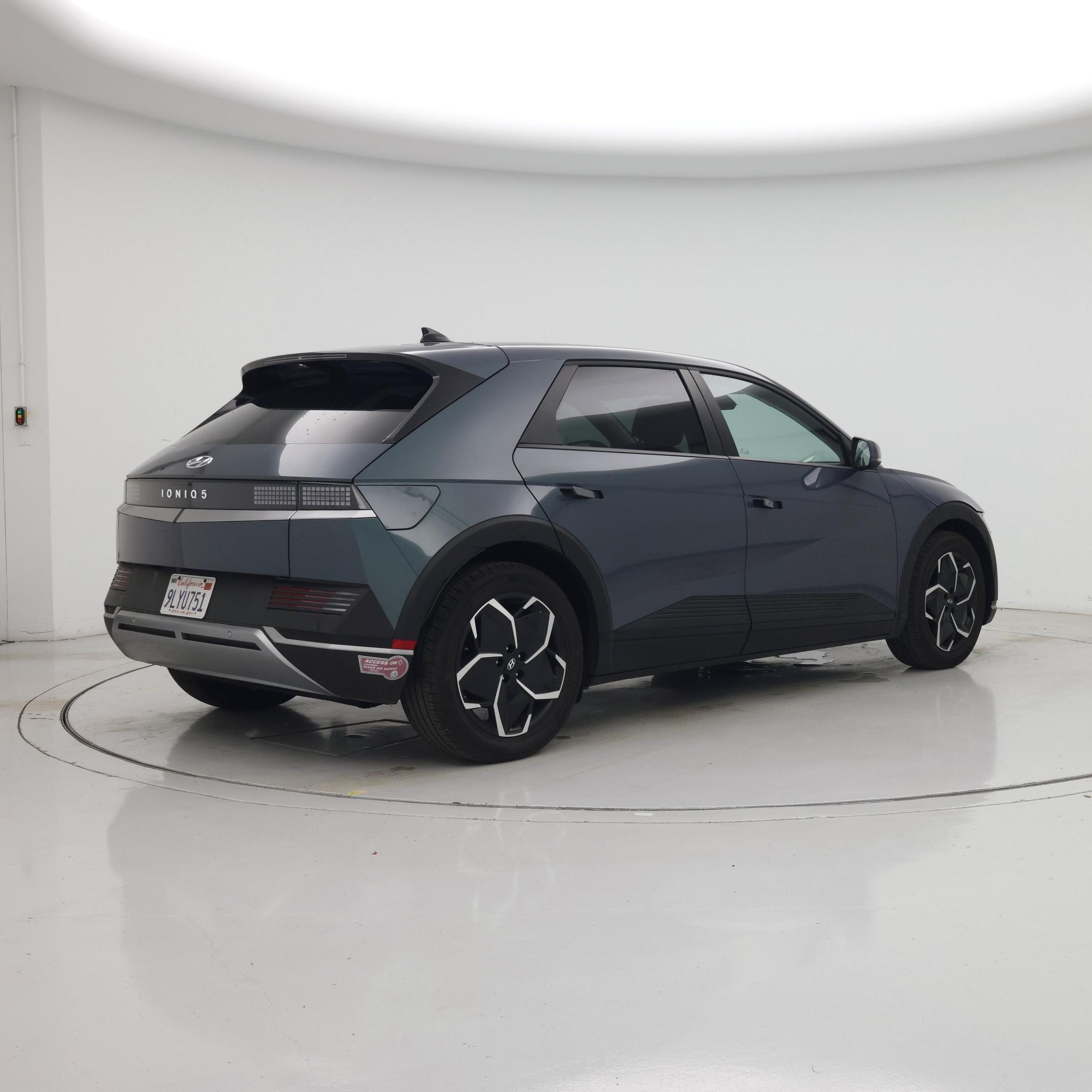 Thumbnail: 2024 Hyundai Ioniq 5 - 8