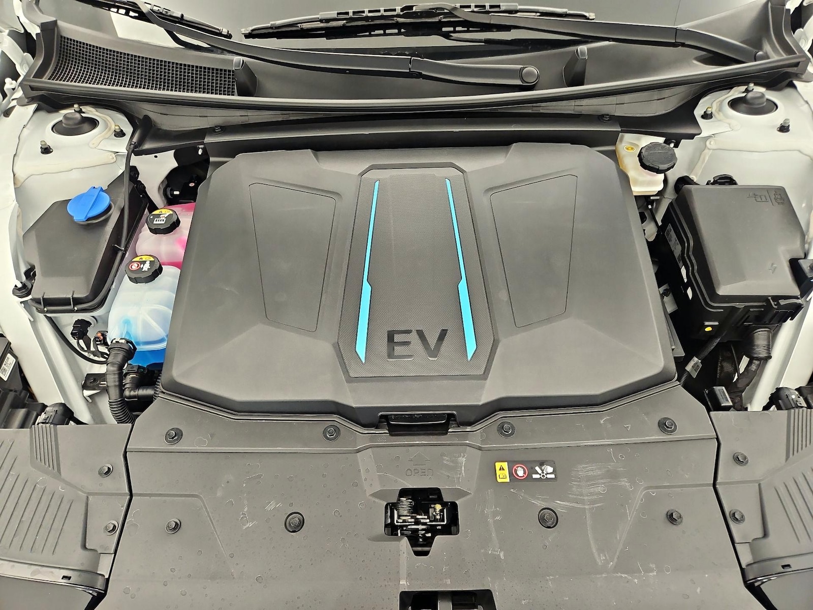 2024 Hyundai IONIQ 5 SEL - Photo 22