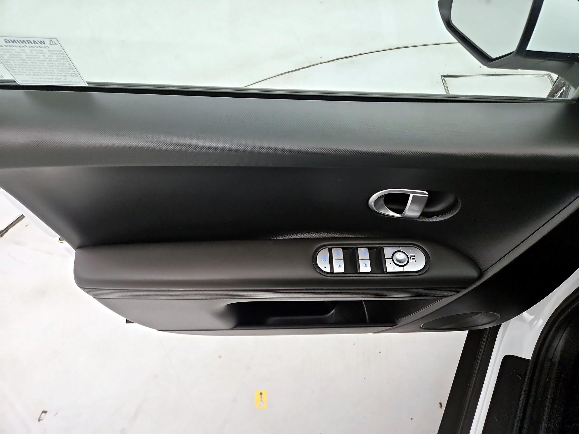Thumbnail: 2024 Hyundai Ioniq 5 - 12
