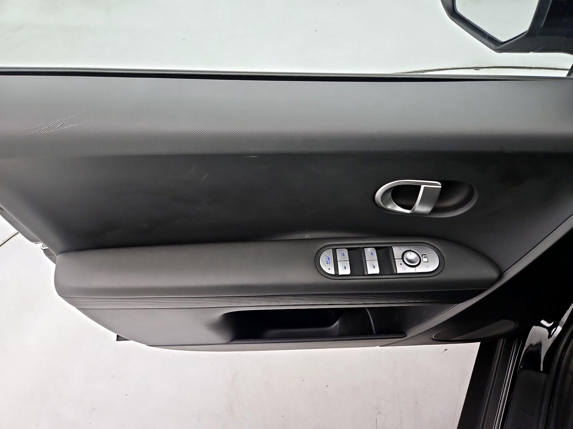 Thumbnail: 2024 Hyundai Ioniq 5 - 12