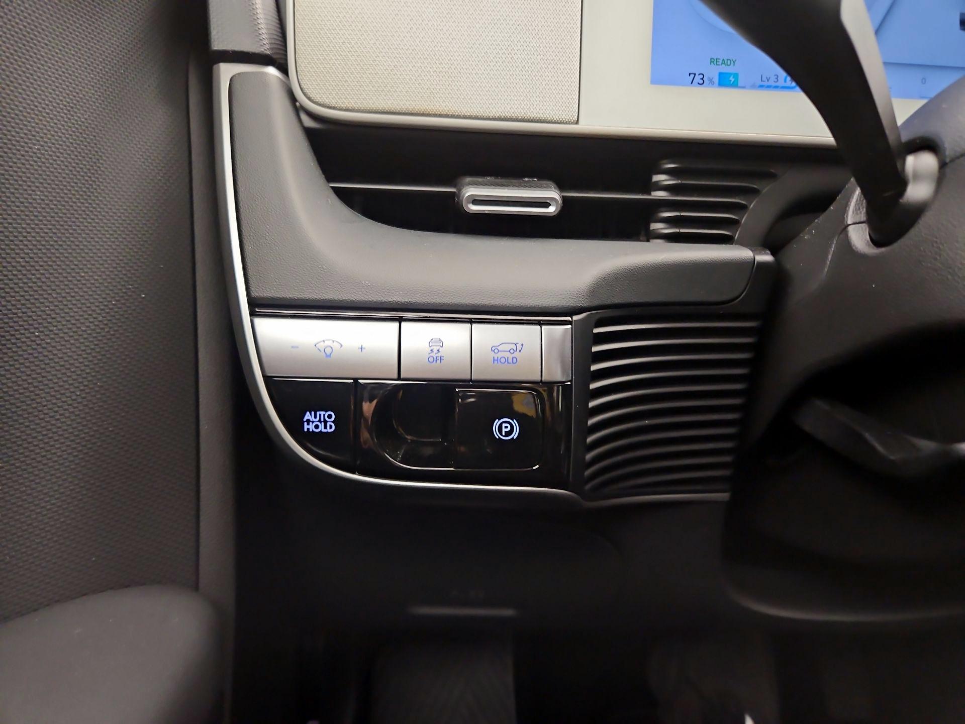 Thumbnail: 2024 Hyundai Ioniq 5 - 13