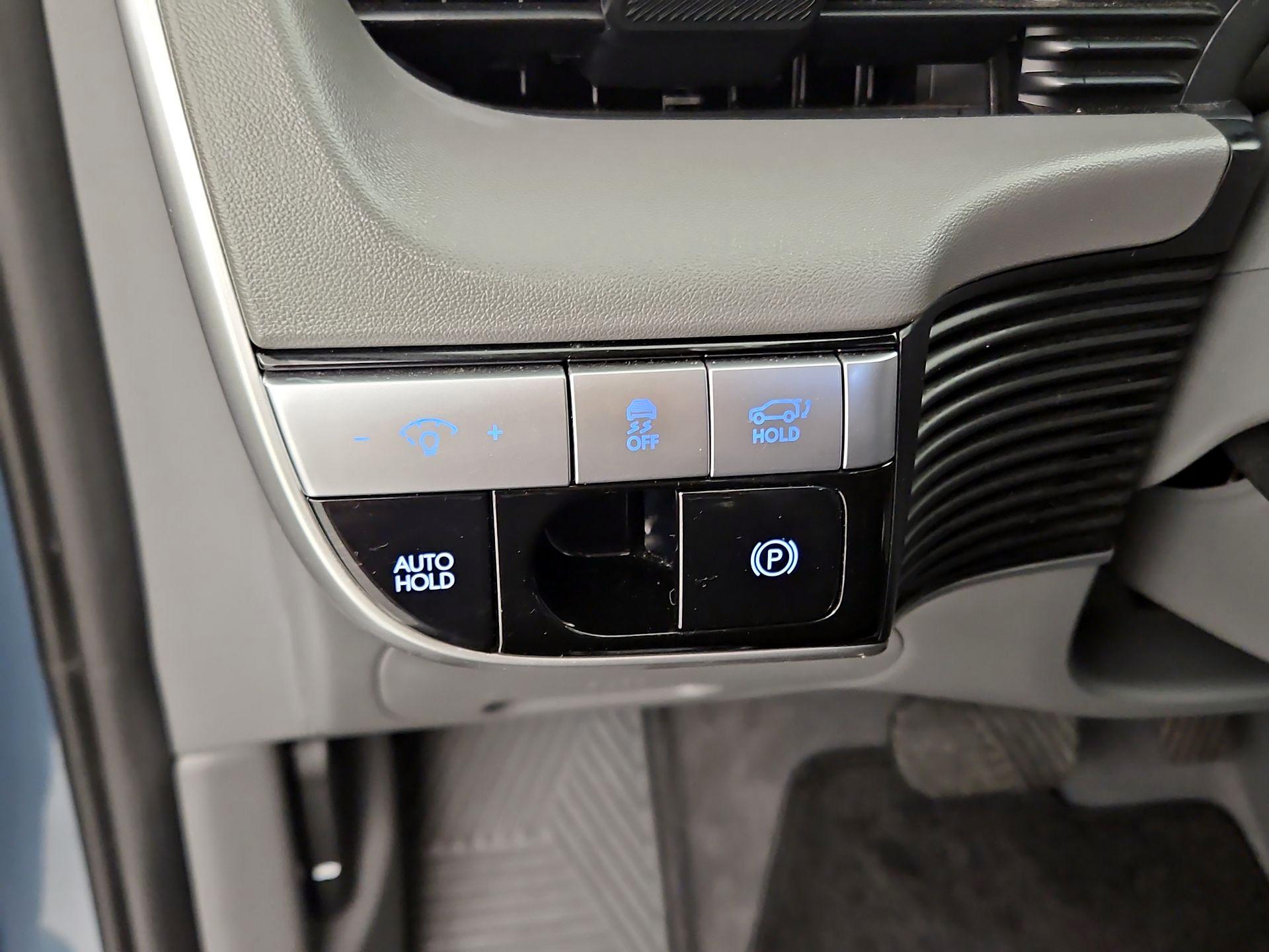 Thumbnail: 2024 Hyundai Ioniq 5 - 13