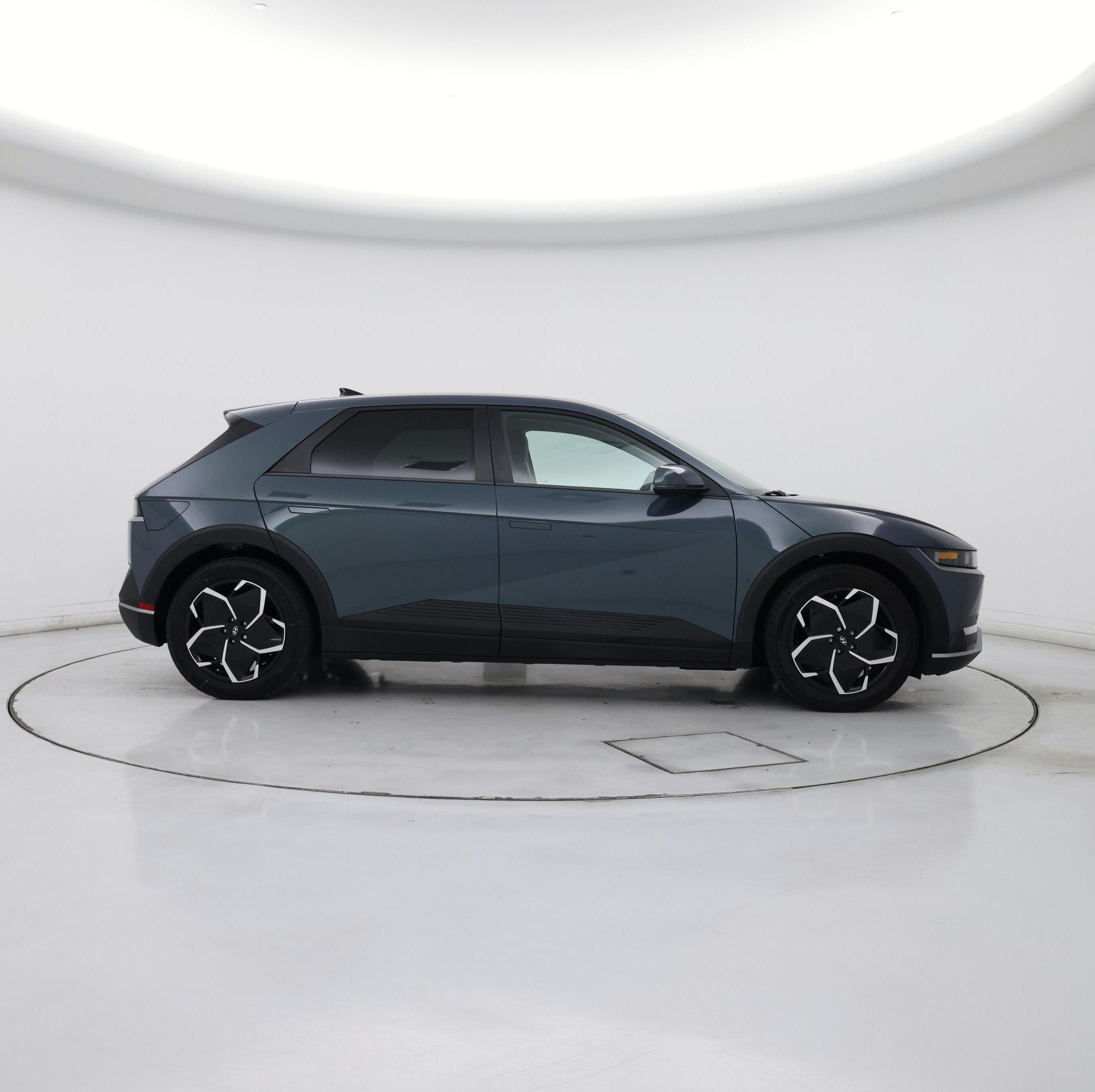 Thumbnail: 2024 Hyundai Ioniq 5 - 7