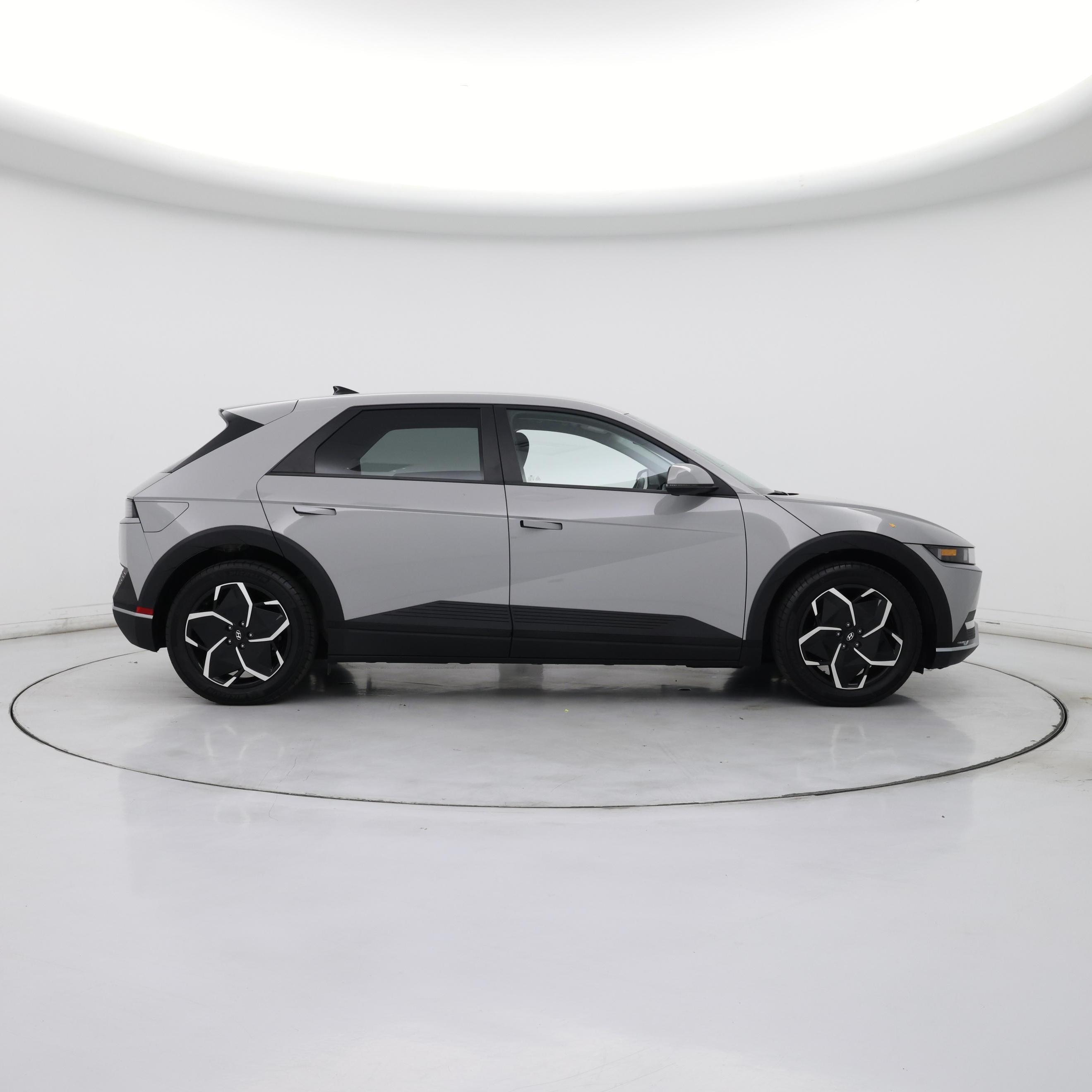 Thumbnail: 2024 Hyundai Ioniq 5 - 7