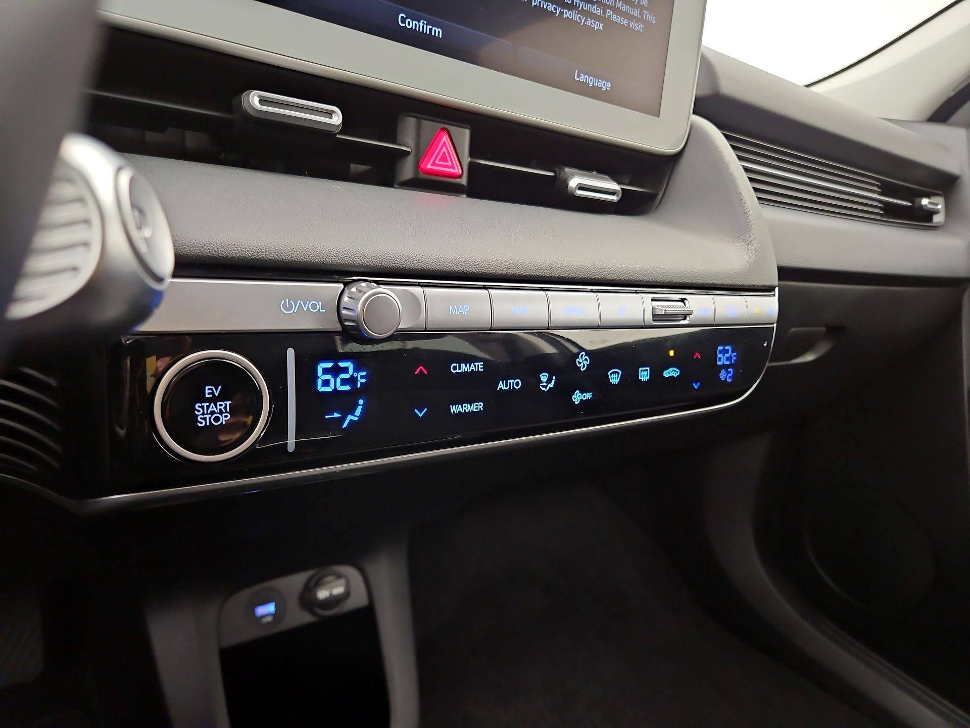 Thumbnail: 2024 Hyundai Ioniq 5 - 17