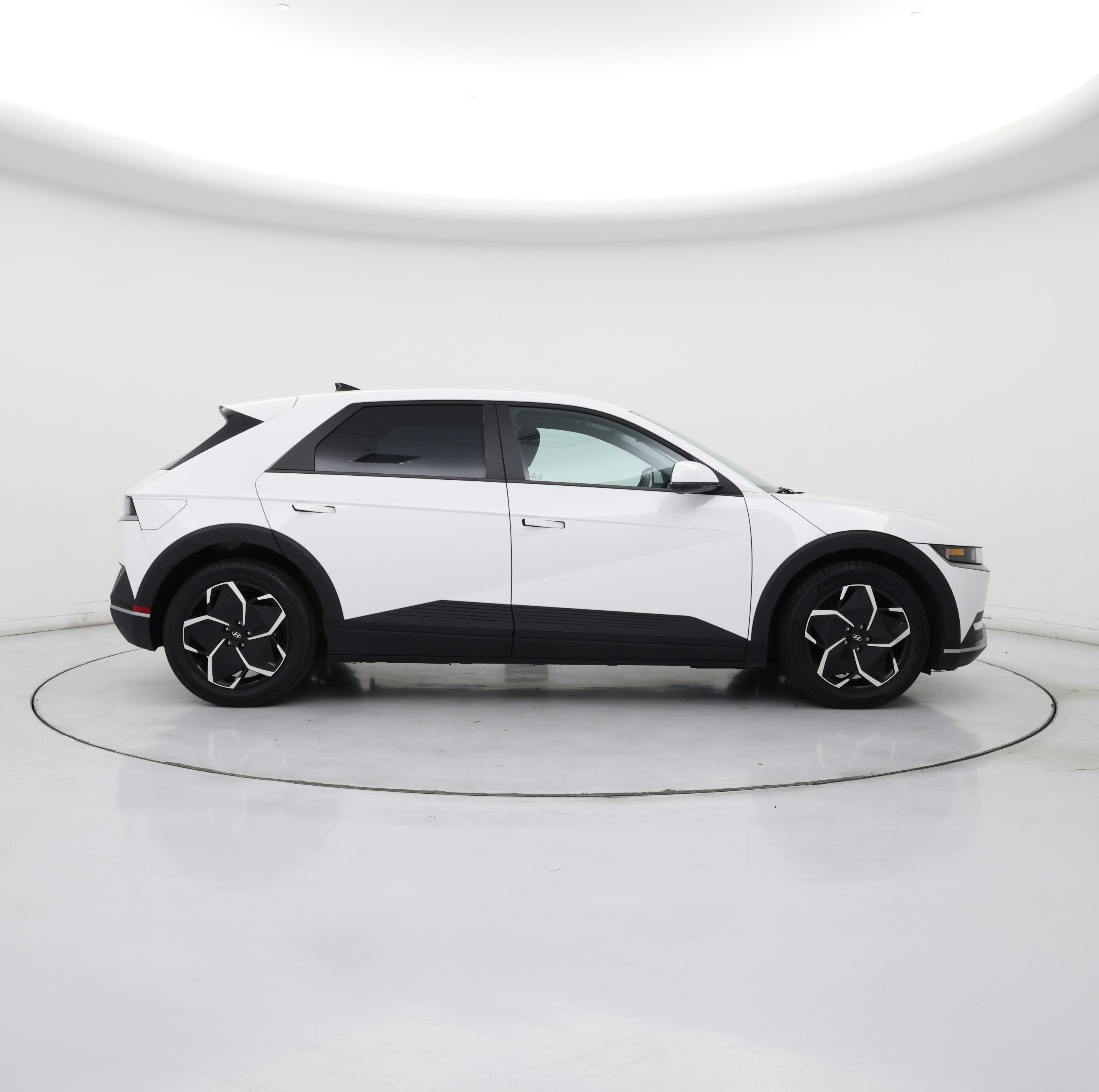Thumbnail: 2024 Hyundai Ioniq 5 - 7