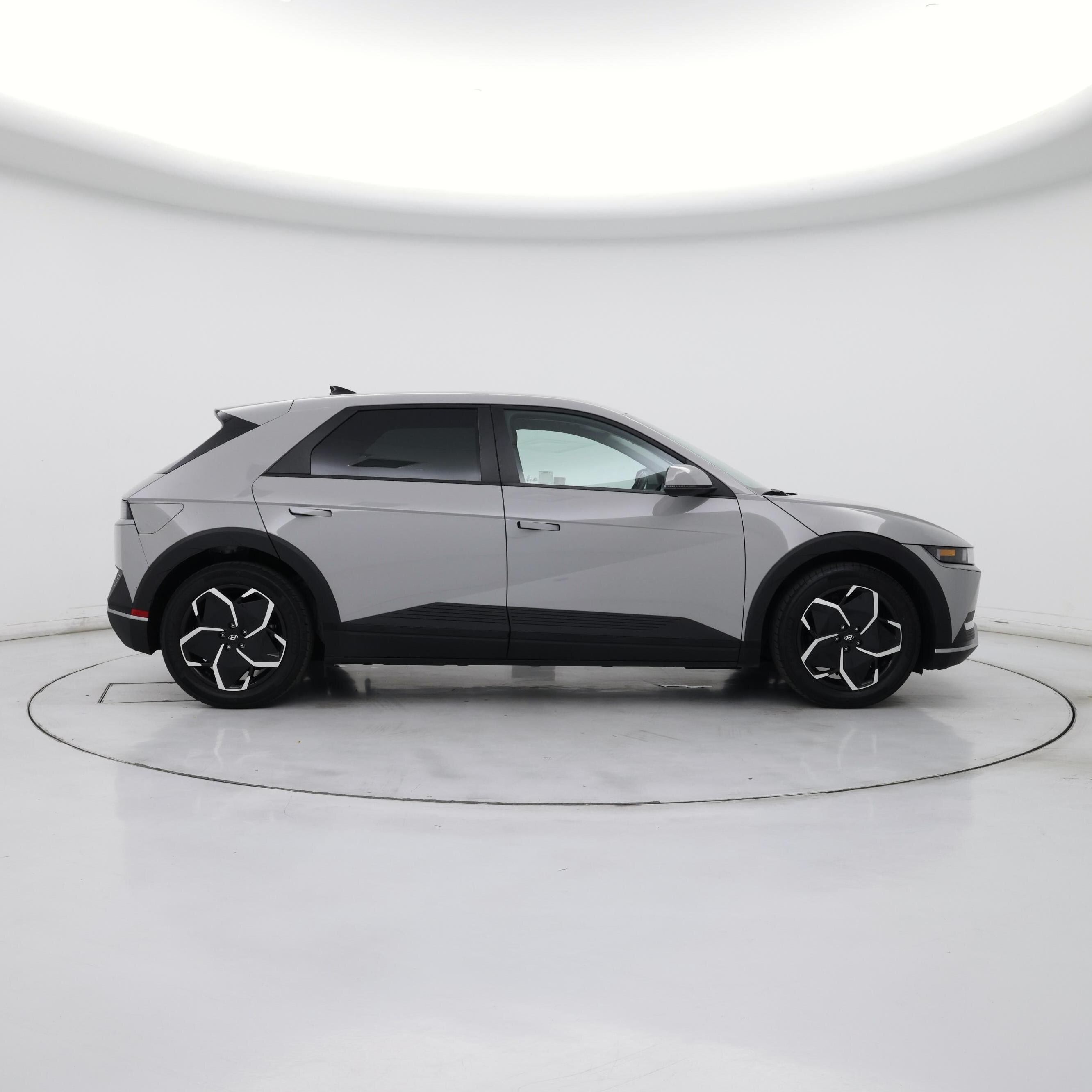 Thumbnail: 2024 Hyundai Ioniq 5 - 7