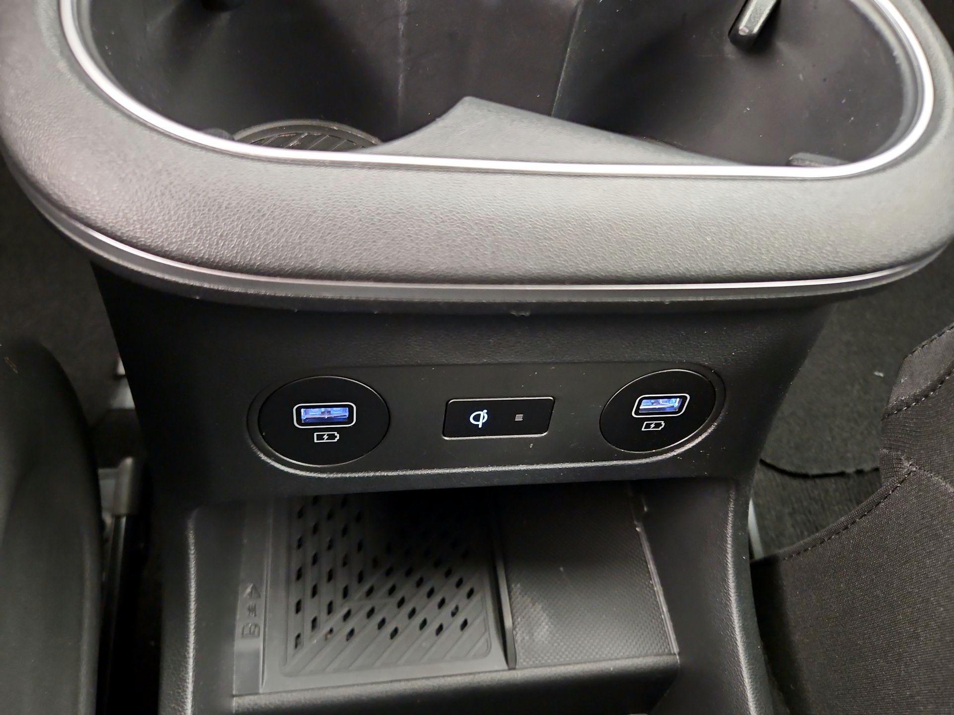 Thumbnail: 2024 Hyundai Ioniq 5 - 19