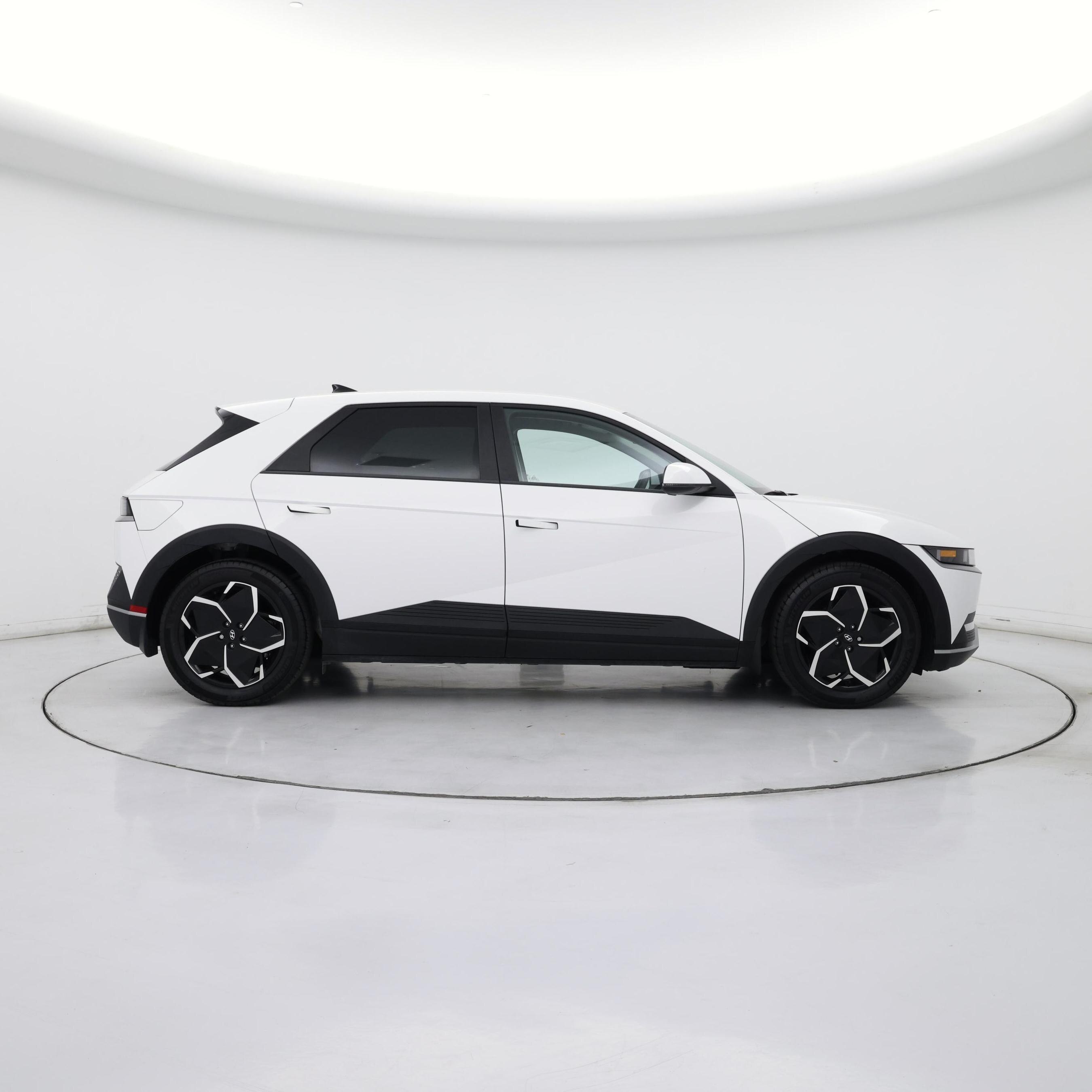 Thumbnail: 2024 Hyundai Ioniq 5 - 7