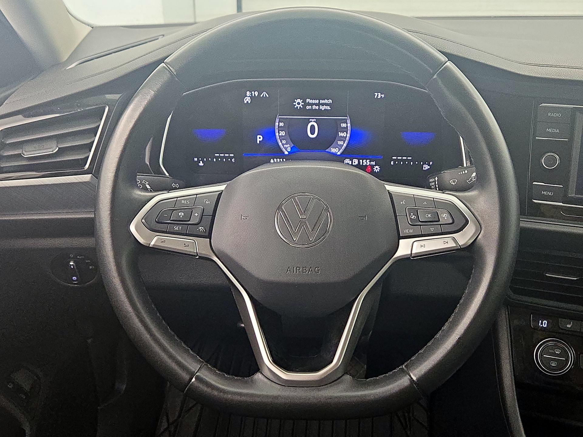 Thumbnail: 2024 Volkswagen Jetta - 10