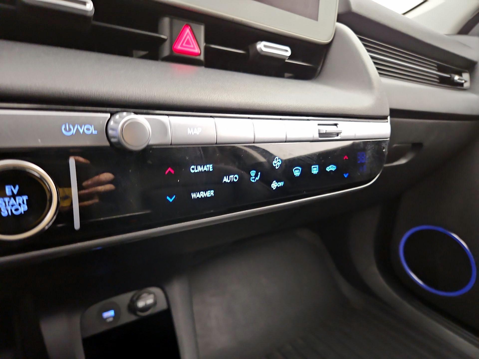 Thumbnail: 2023 Hyundai Ioniq 5 - 17