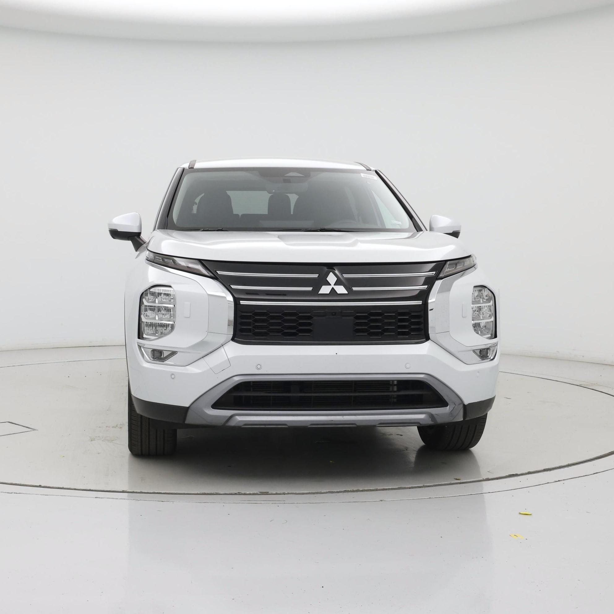 Thumbnail: 2025 Mitsubishi Outlander - 5