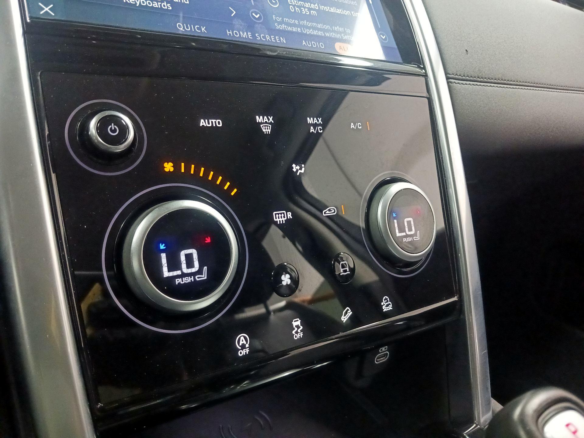 Thumbnail: 2023 Land Rover Discovery Sport - 13