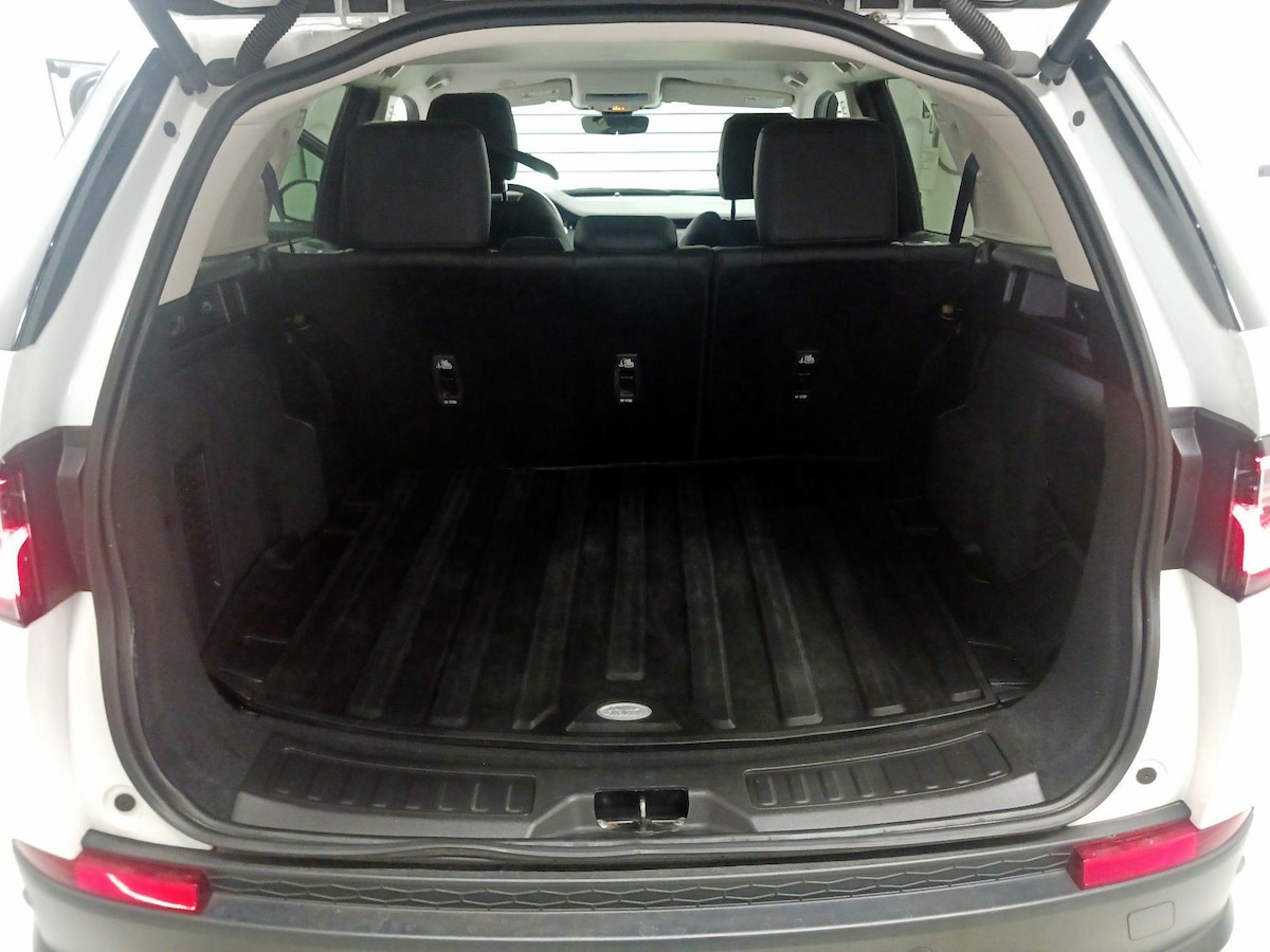 Trunk/Cargo (Seats Up)