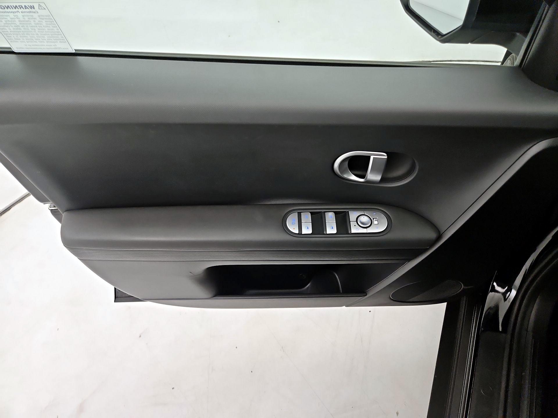 Thumbnail: 2024 Hyundai Ioniq 5 - 12