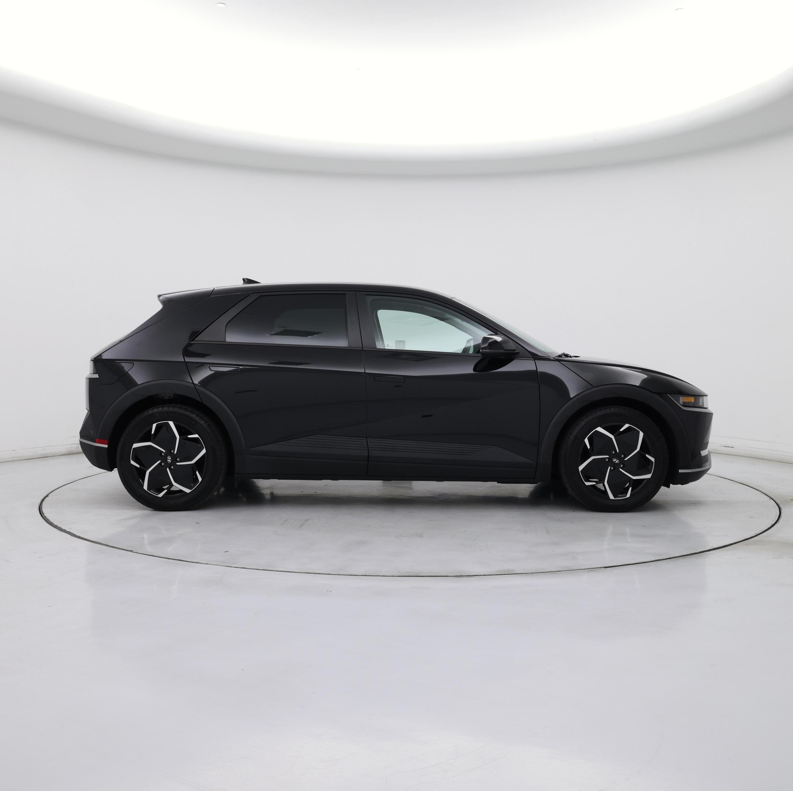 Thumbnail: 2024 Hyundai Ioniq 5 - 7