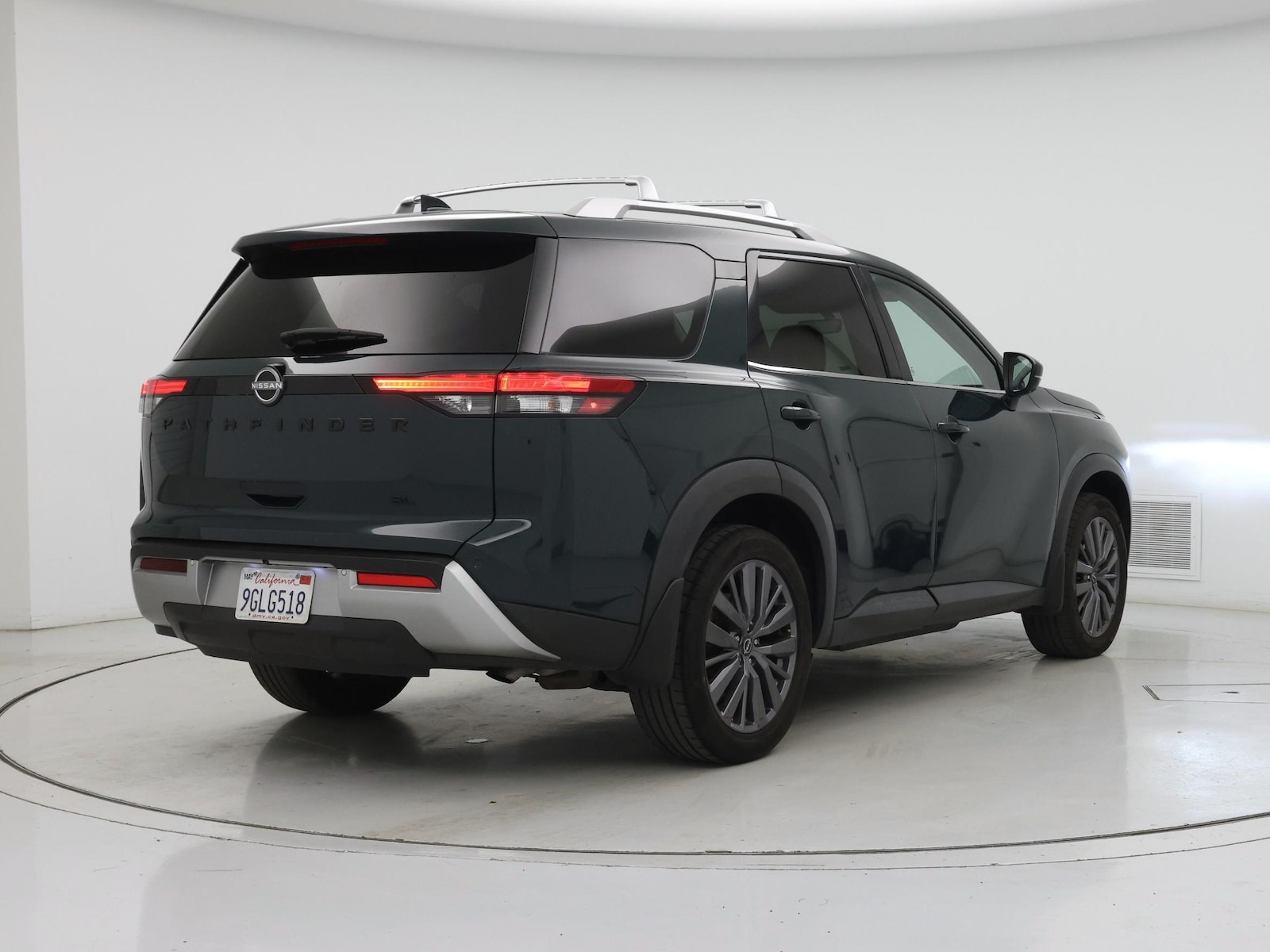 2023 Nissan Pathfinder SL - Photo 9