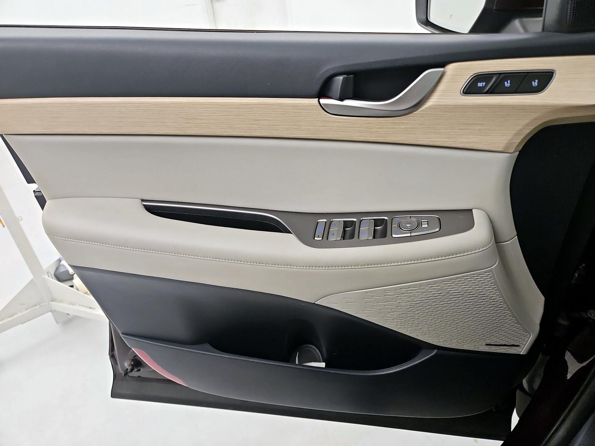 Thumbnail: 2023 Hyundai Palisade - 12