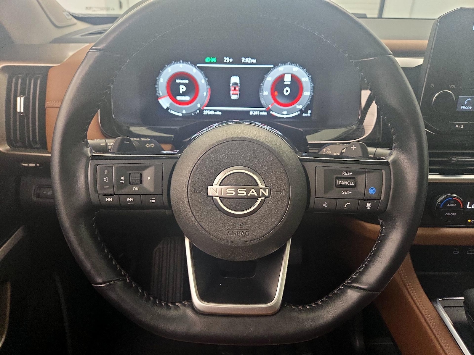 2023 Nissan Pathfinder Platinum - Photo 11
