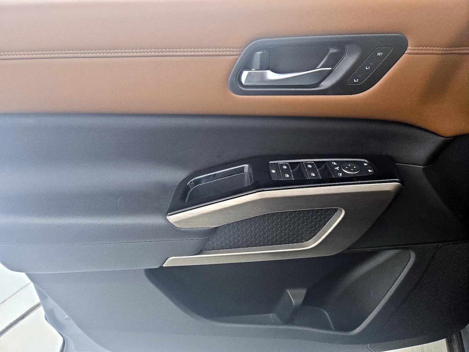 2023 Nissan Pathfinder Platinum - Photo 13