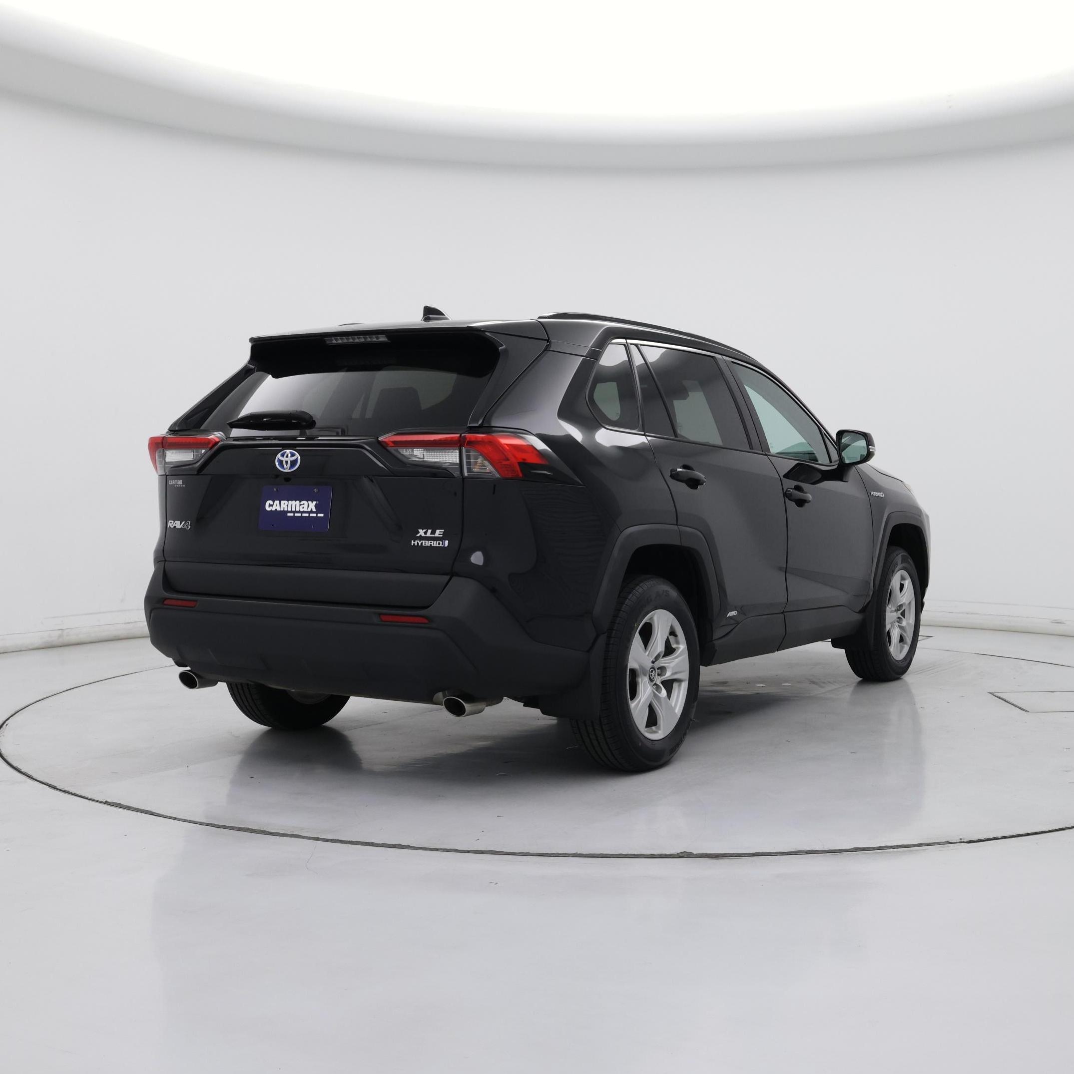 Thumbnail: 2021 Toyota RAV4 - 8