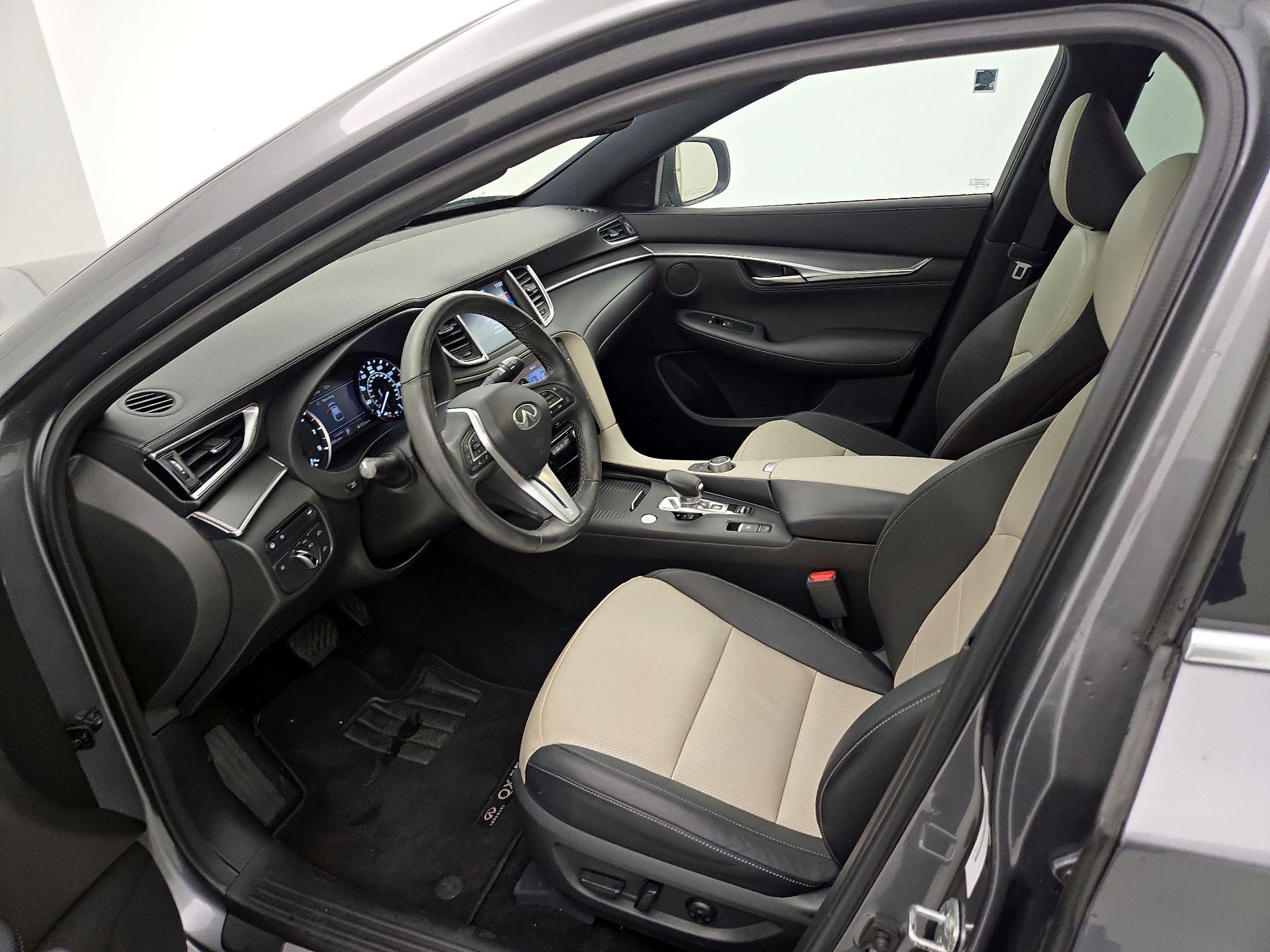 Thumbnail: 2023 INFINITI QX55 - 11
