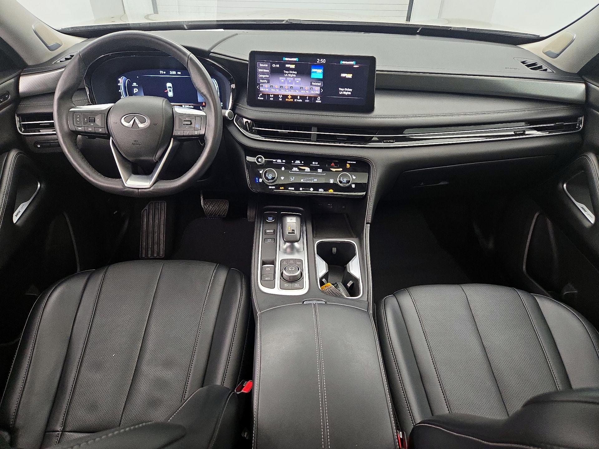 Thumbnail: 2023 INFINITI QX60 - 9