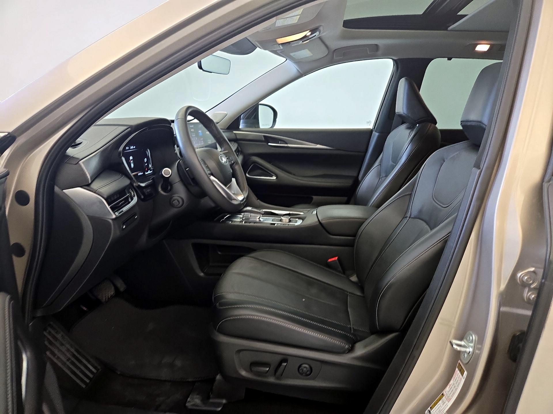 Thumbnail: 2023 INFINITI QX60 - 11