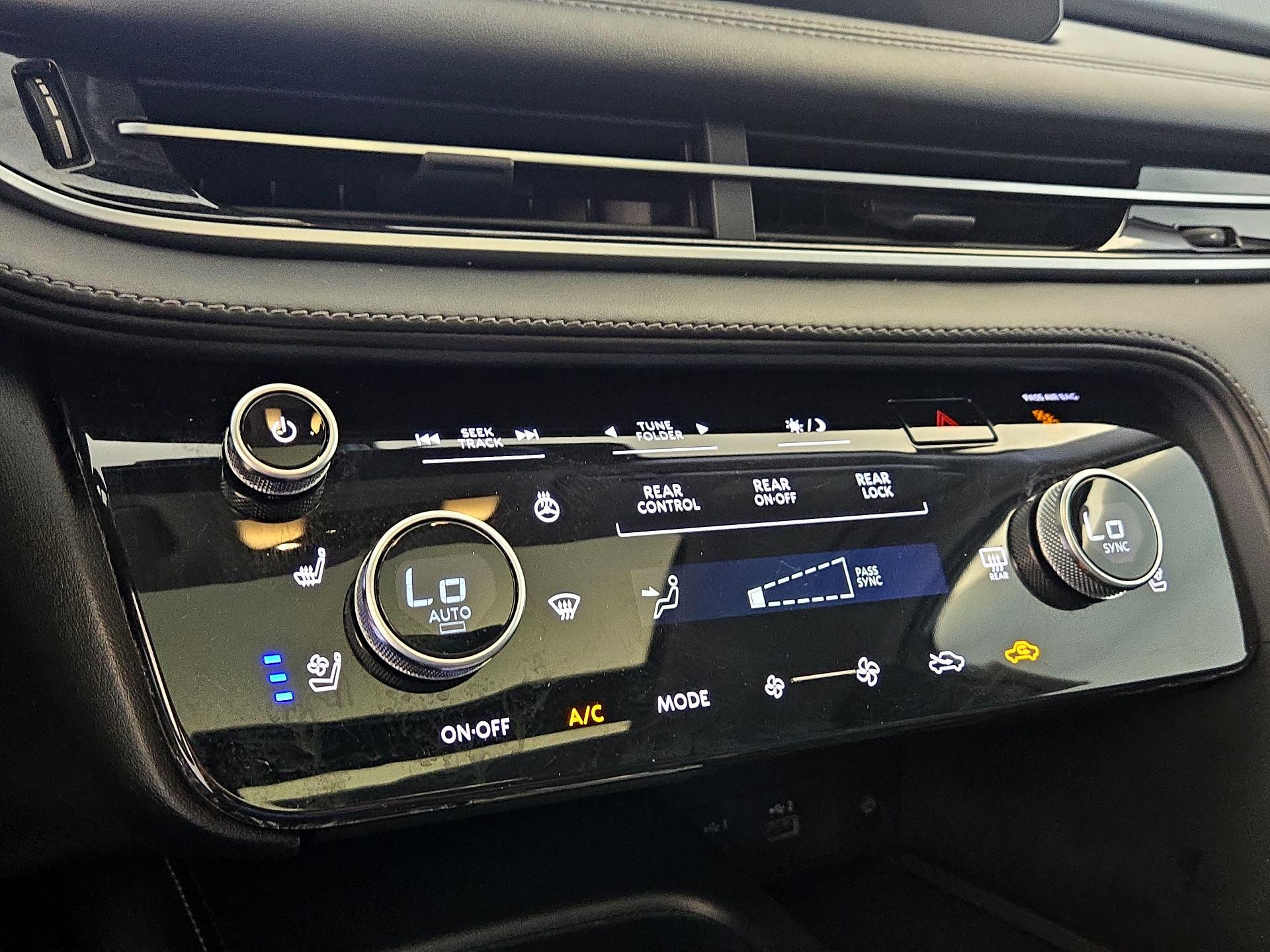 Thumbnail: 2023 INFINITI QX60 - 17