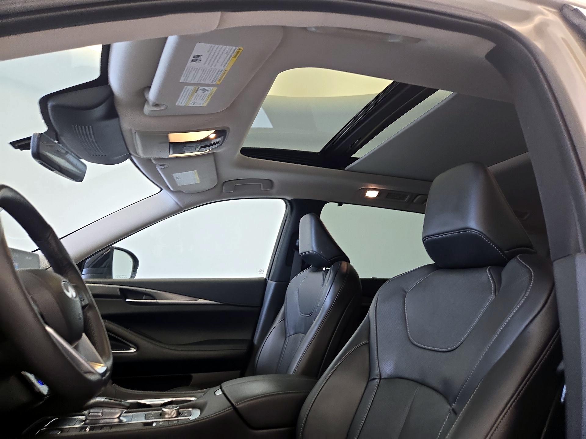 Thumbnail: 2023 INFINITI QX60 - 20