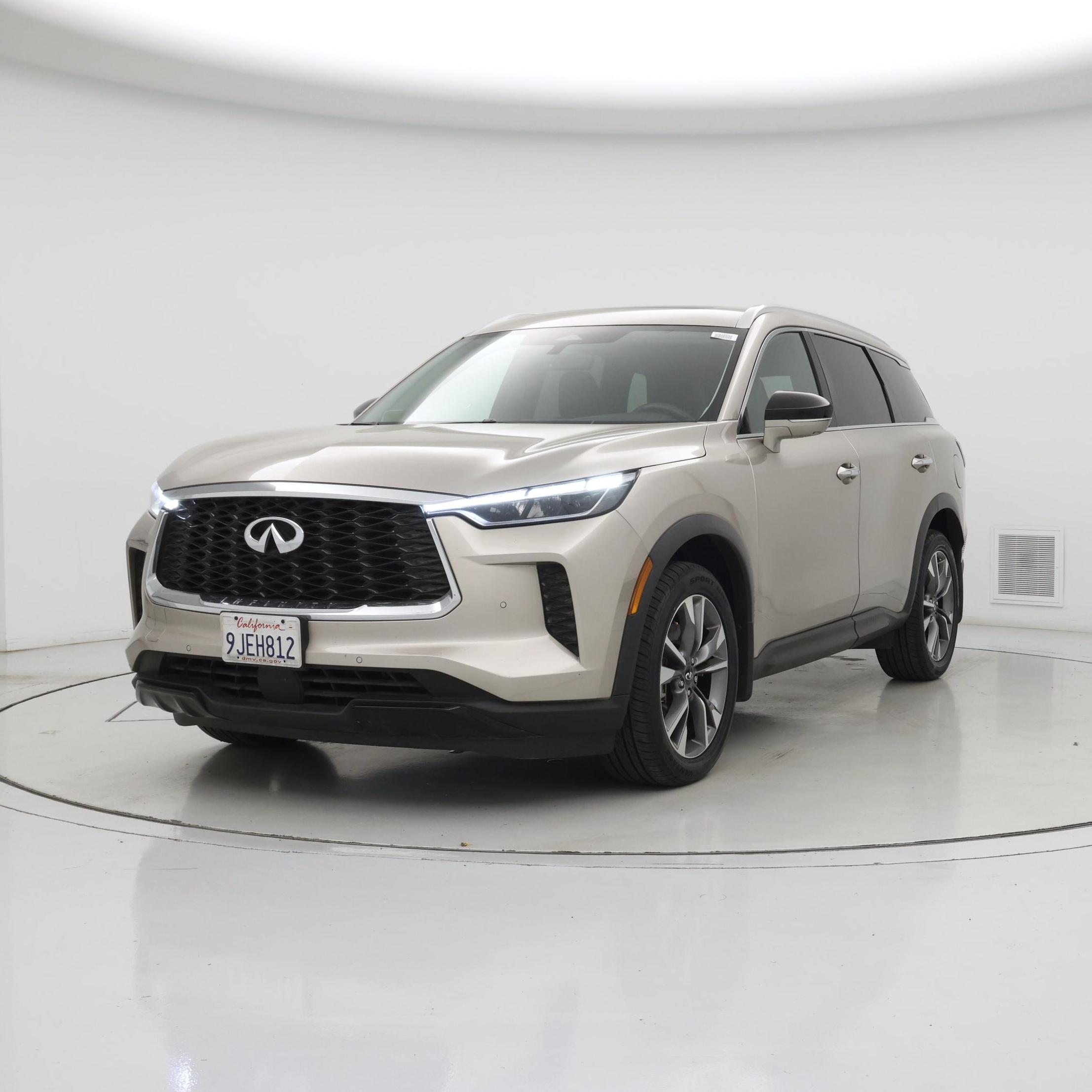 Thumbnail: 2023 INFINITI QX60 - 4