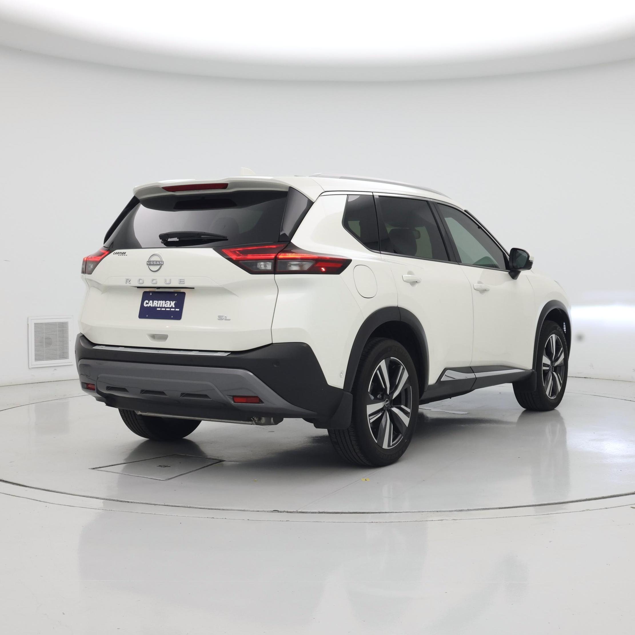 Thumbnail: 2023 Nissan Rogue - 8