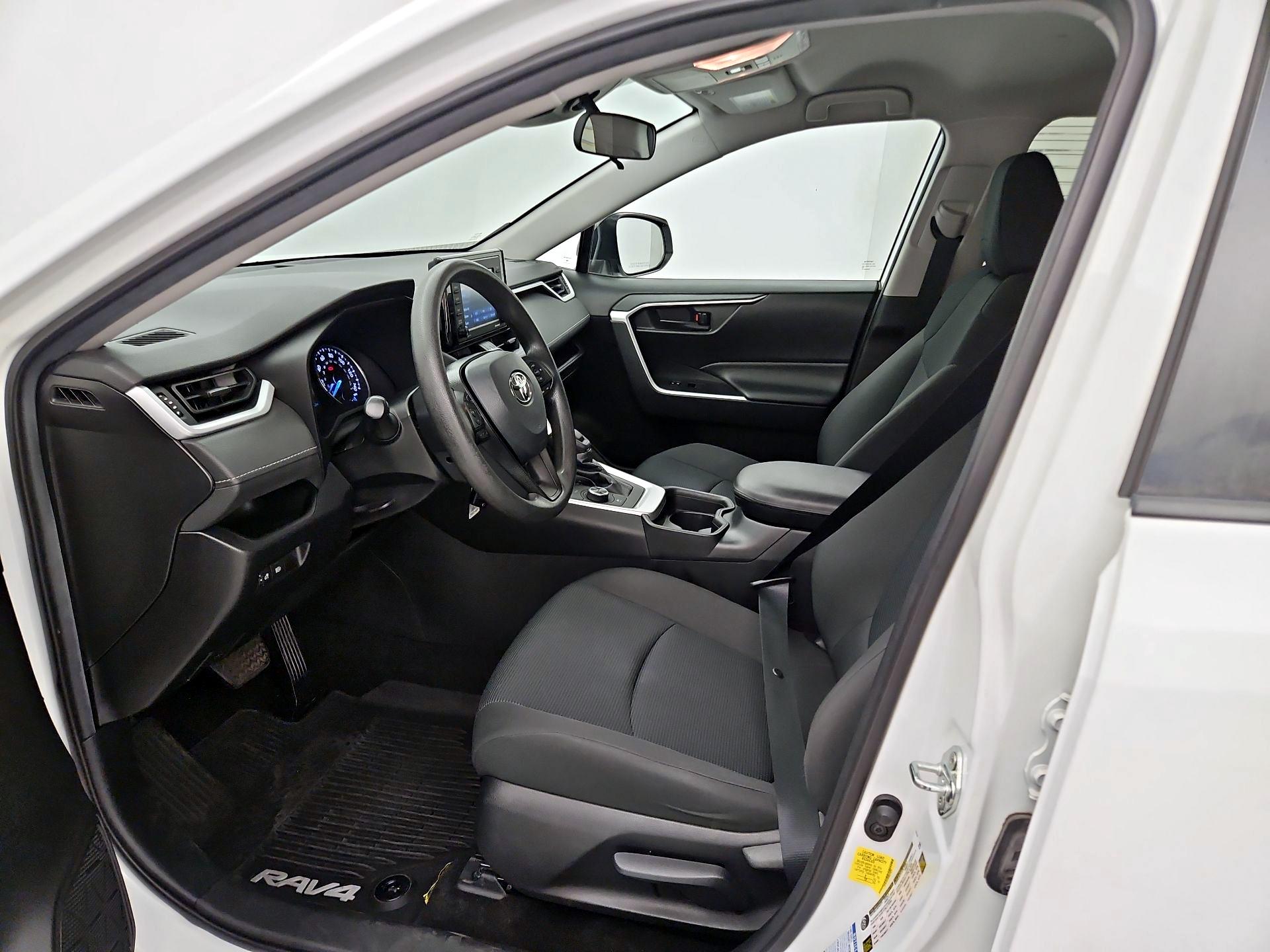 Thumbnail: 2021 Toyota RAV4 - 11