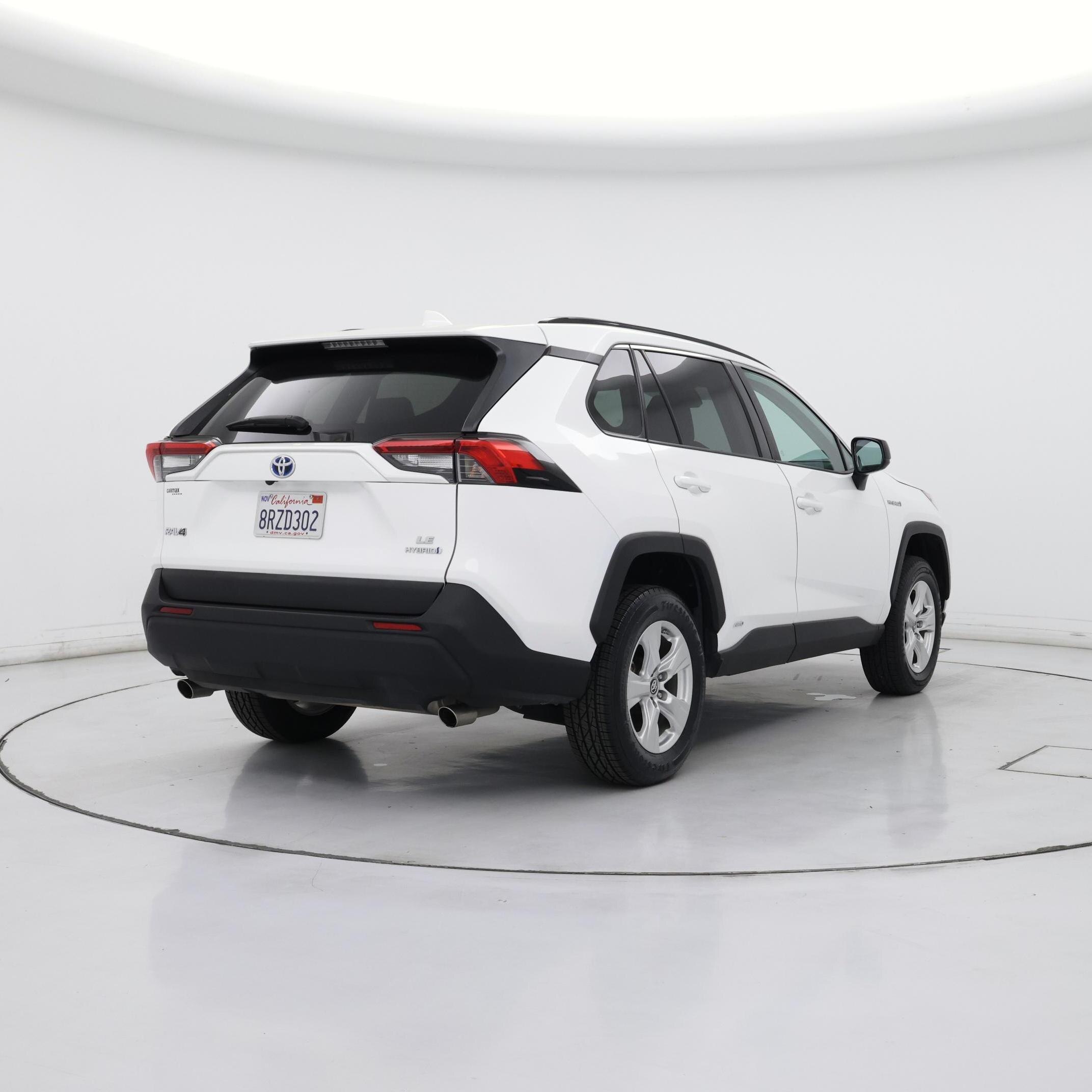 Thumbnail: 2021 Toyota RAV4 - 8