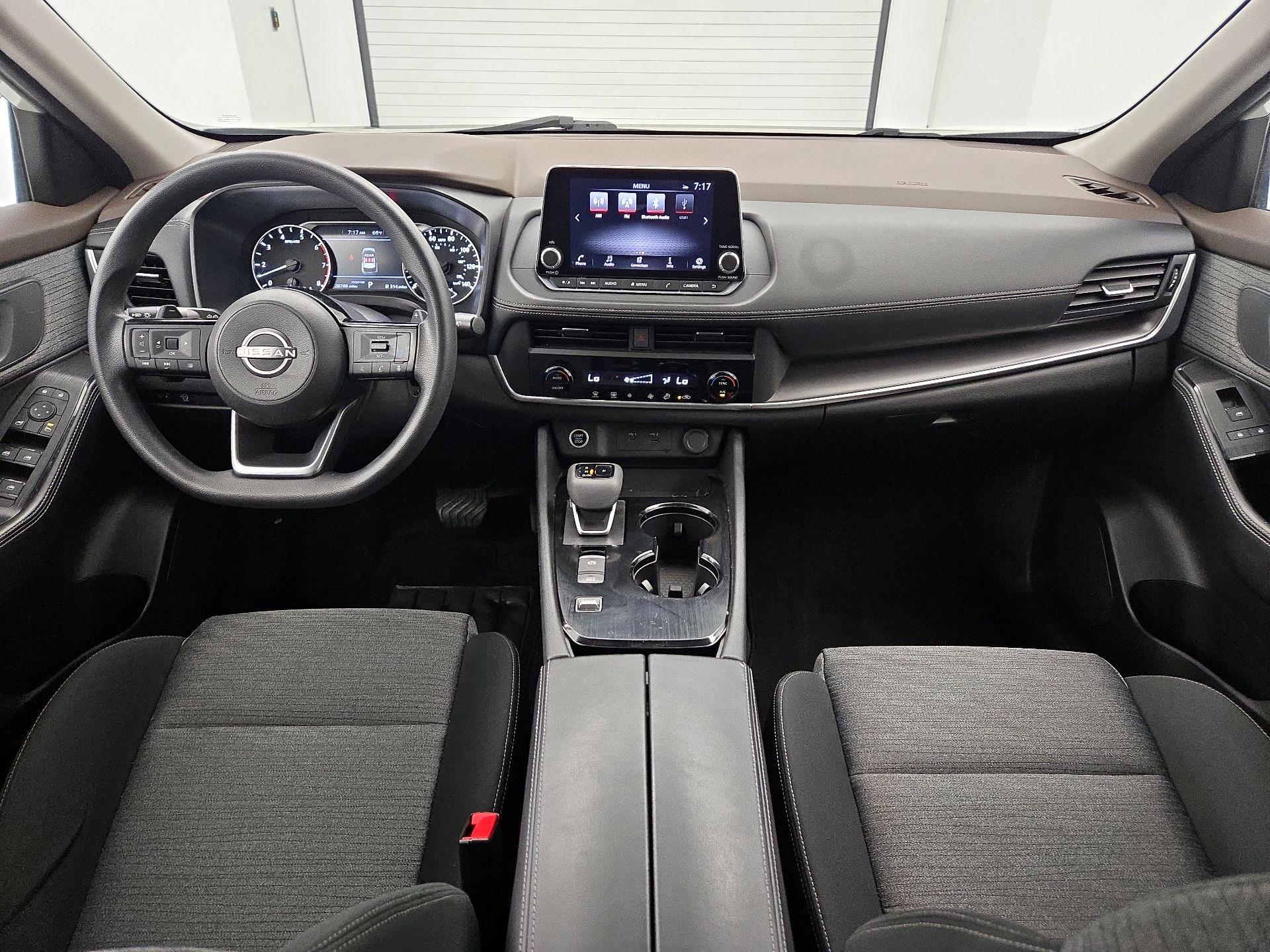Thumbnail: 2023 Nissan Rogue - 9