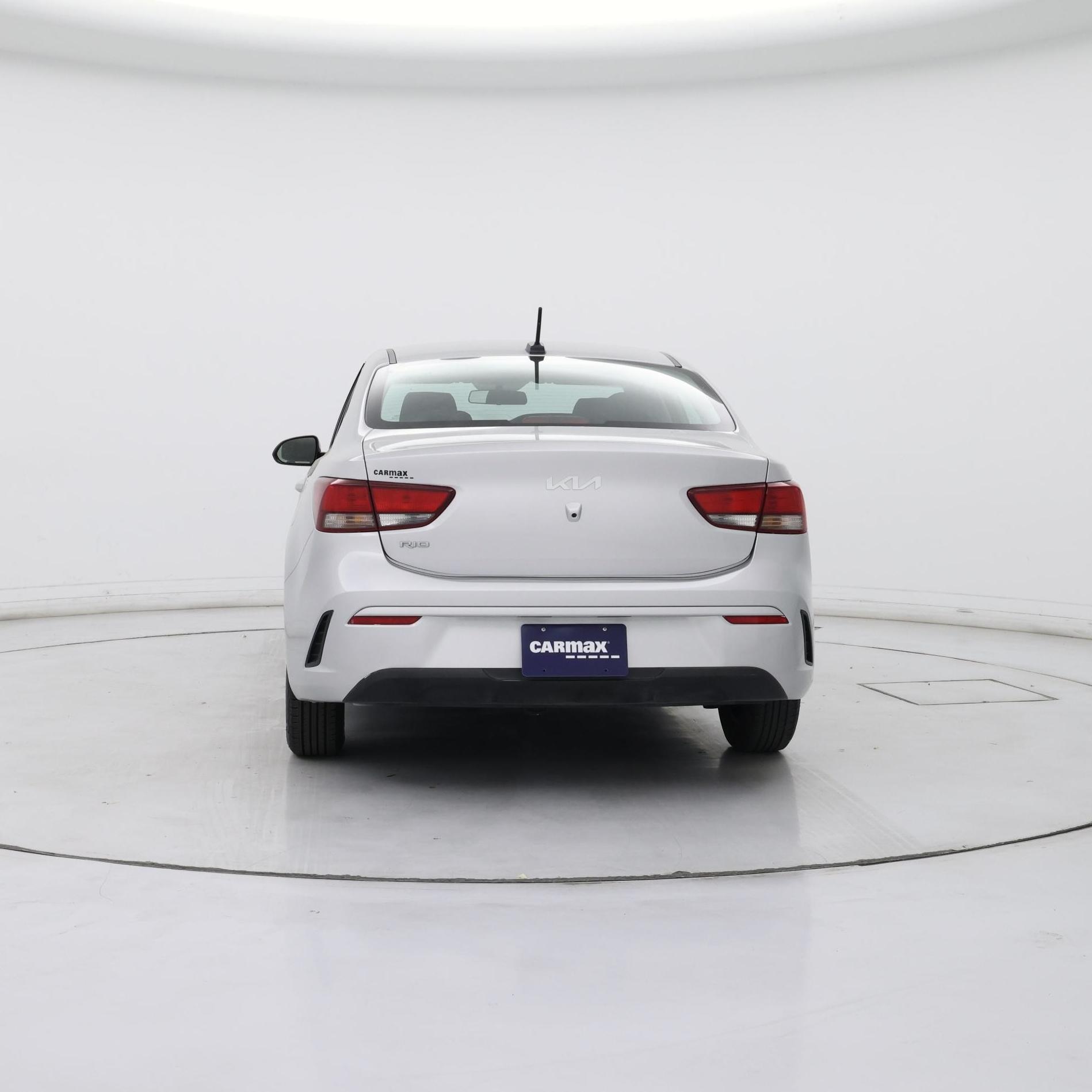 Thumbnail: 2022 Kia Rio - 6