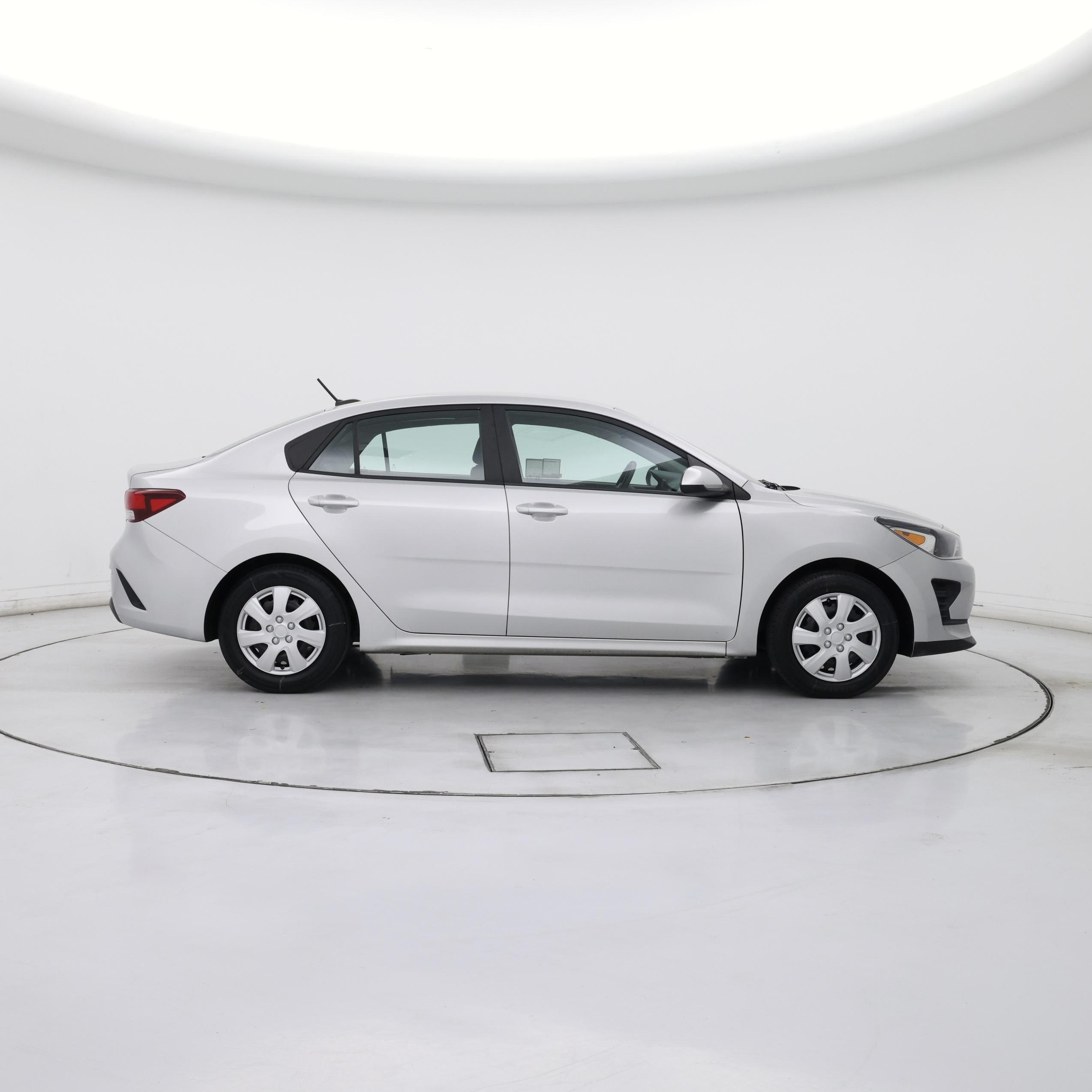 Thumbnail: 2022 Kia Rio - 7