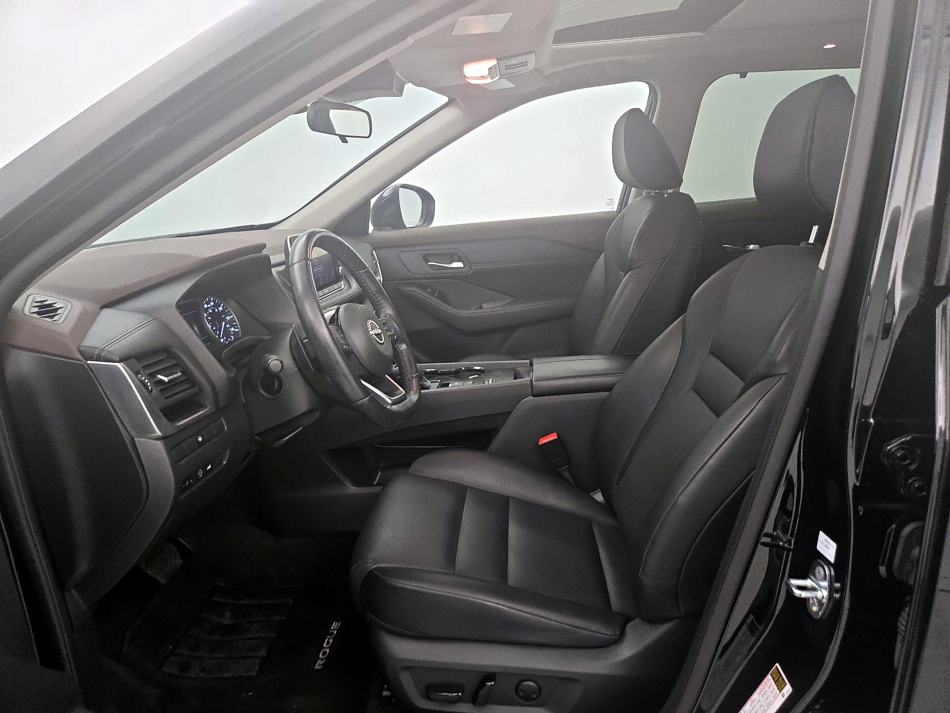 Thumbnail: 2023 Nissan Rogue - 11