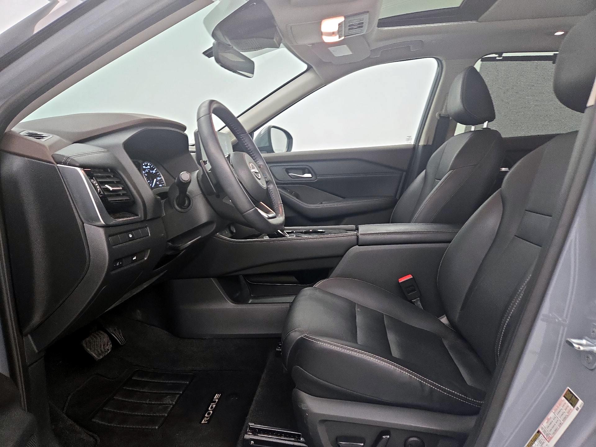 Thumbnail: 2023 Nissan Rogue - 11